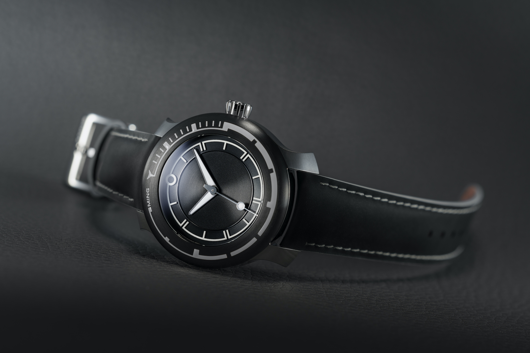 MING 18.01 H41 Titanium Dive Watch
