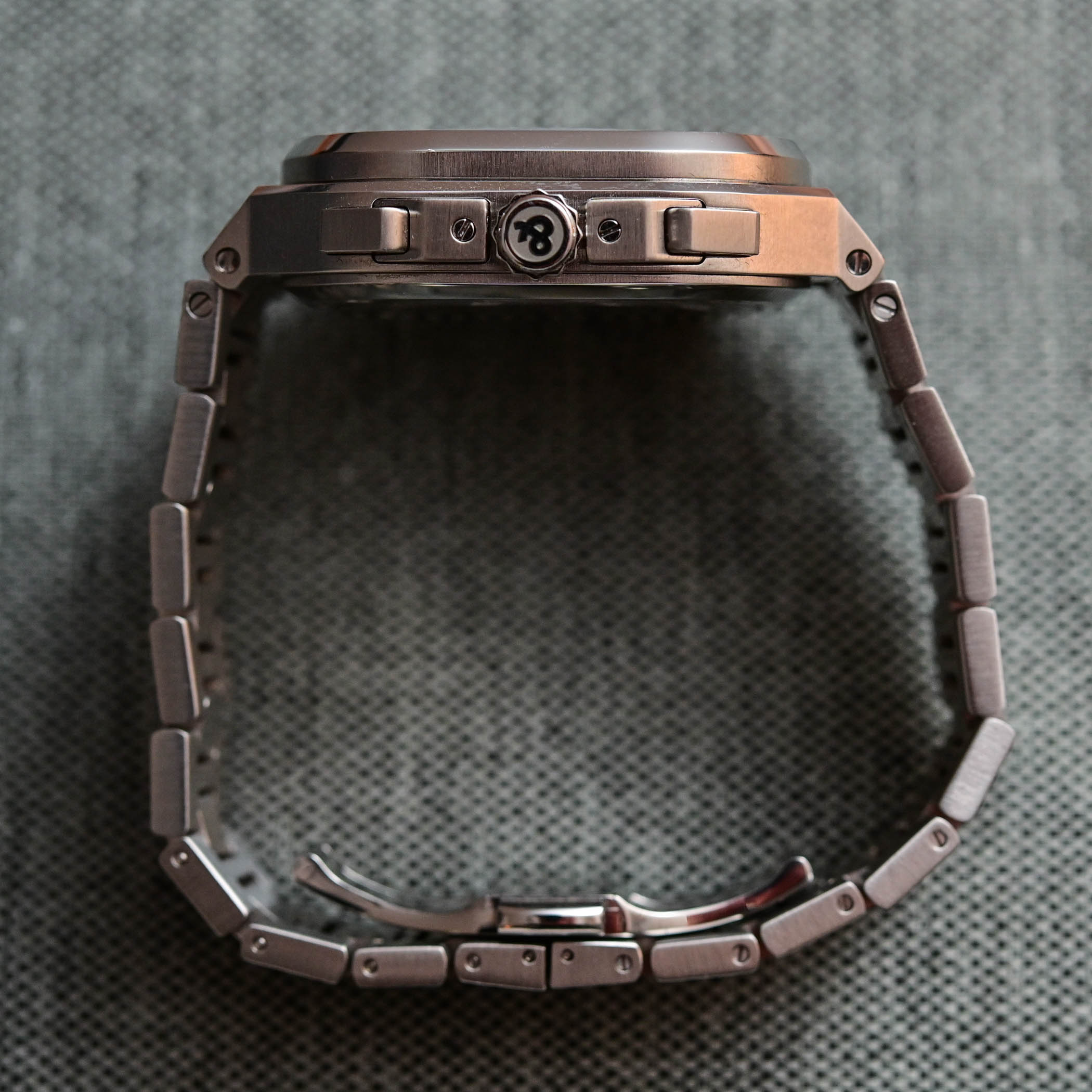 Bell and Ross BR 05 Chronograph Black Steel - 8 Bell & Ross BR 05 Chrono Black Steel