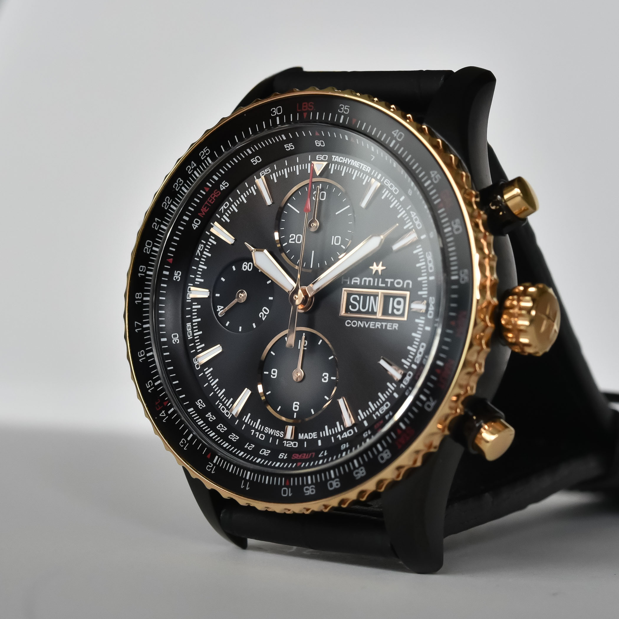 Hamilton khaki automatic 660ft ブラック/ゴールド Hands-On - Hamilton Khaki Aviation Converter Automatic