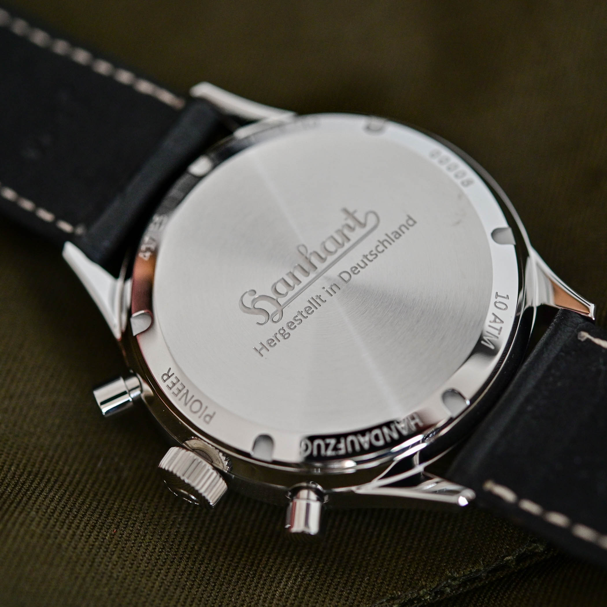 Hanhart 417 ES Reissue Pilot Chronograph - 6 Hanhart 417 ES Reissue Pilot Chronograph