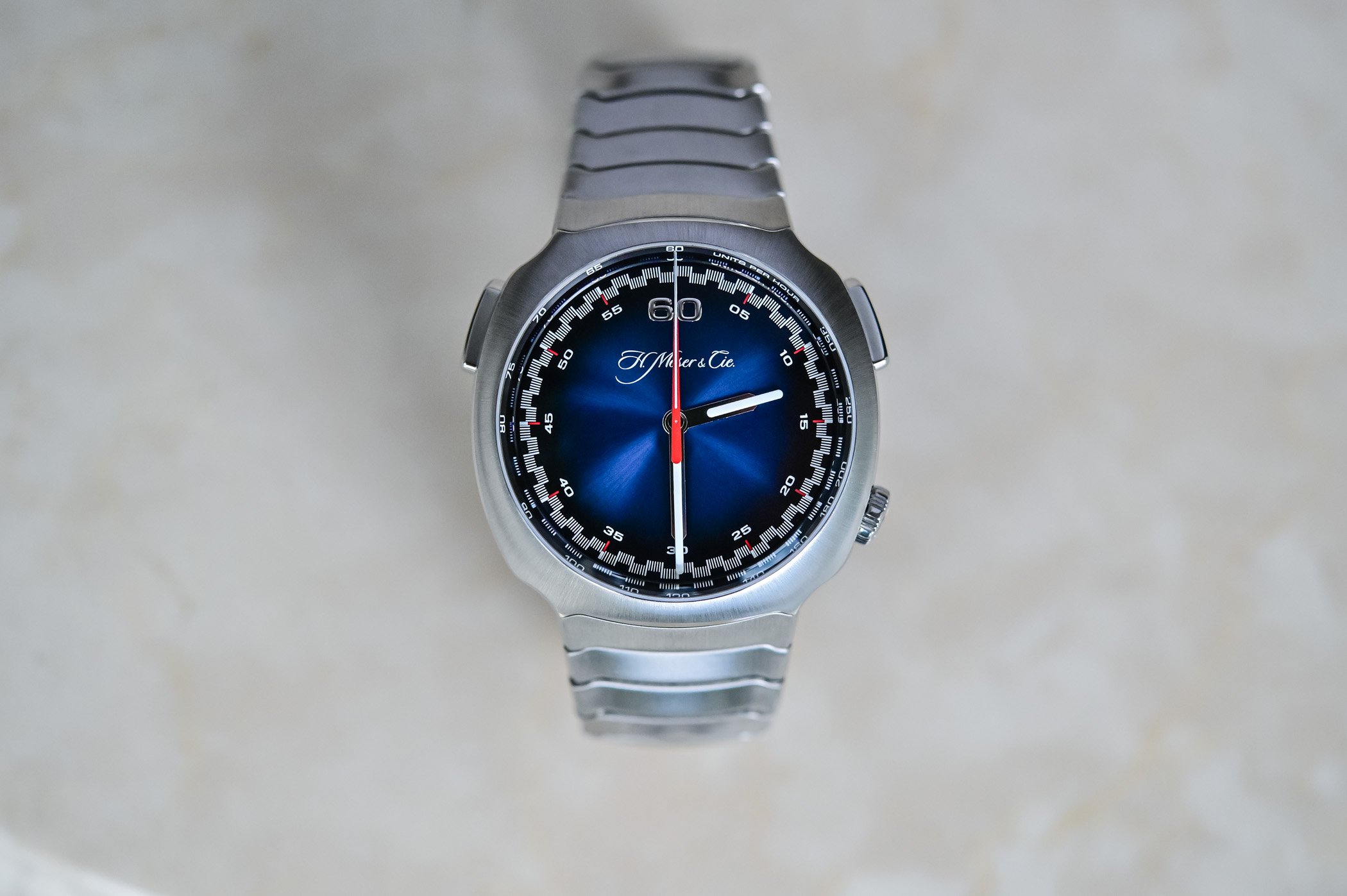 H. Moser & Cie. Streamliner Flyback Chronograph Automatic Funky Blue