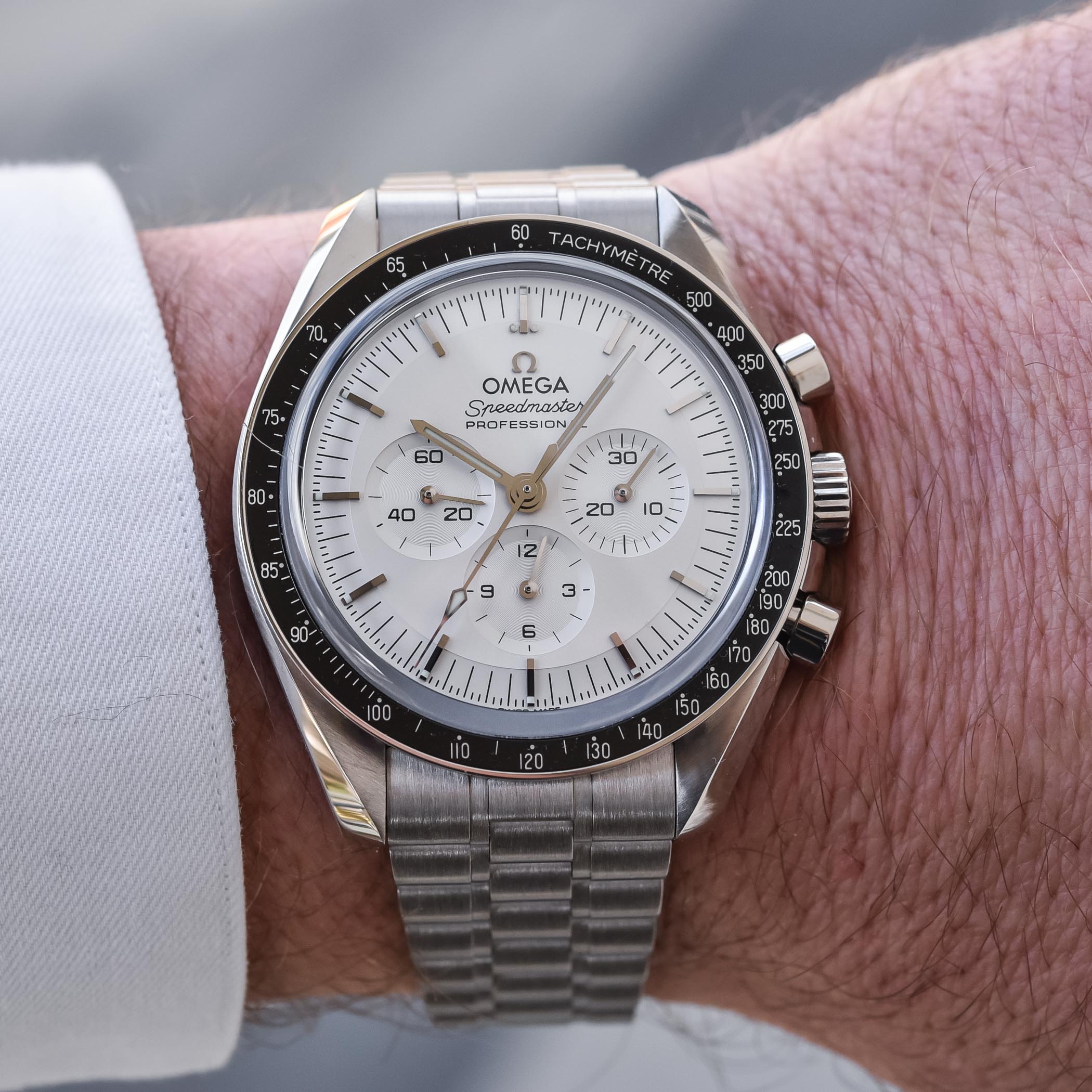 Omega Speedmaster Moonwatch Professional Co-Axial Master Chronometer Canopus Gold Silver dial 310.60.42.50.02.001 - review - 1 Omega Speedmaster Moonwatch Professional Co-Axial Master Chronometer Canopus Gold Silver dial 310.60.42.50.02.001