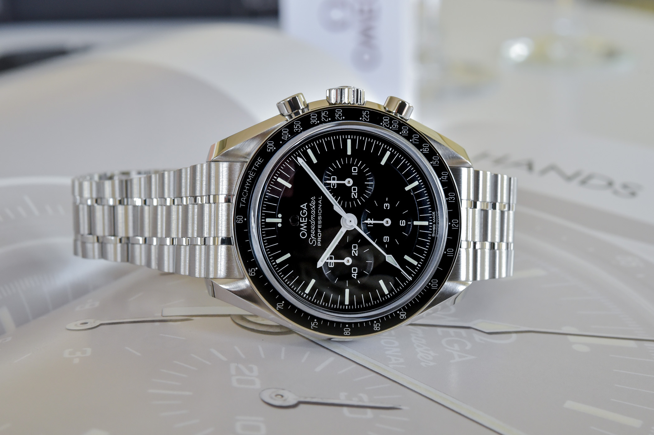 Omega Speedmaster Moonwatch Professional Master Chronometer Co-Axial 2021 - review - 13 Omega Speedmaster Moonwatch Professional Master Chronometer Co-Axial 2021