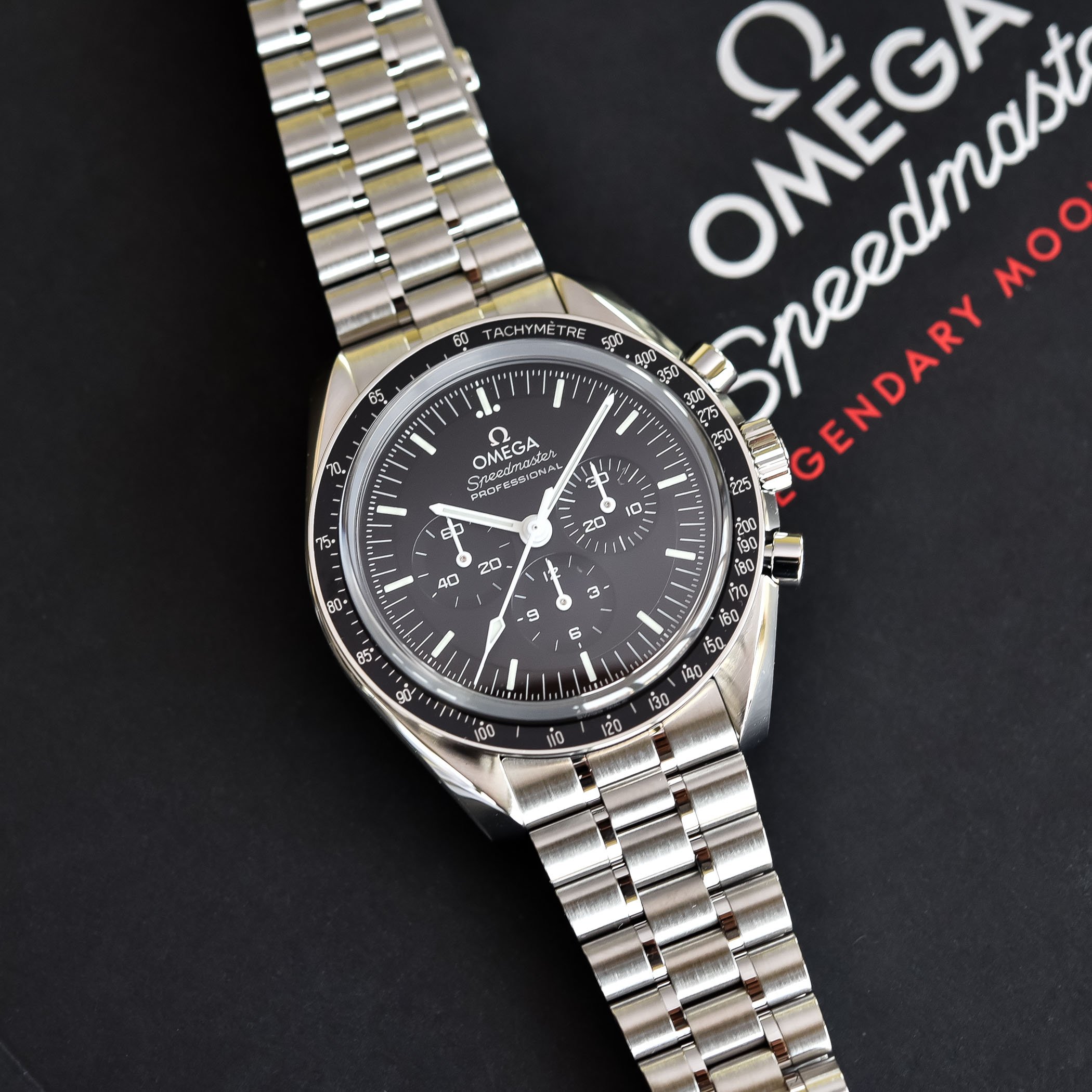 Omega Speedmaster Moonwatch Professional Master Chronometer Co-Axial 2021 - review - 2 Omega Speedmaster Moonwatch Professional Master Chronometer Co-Axial 2021