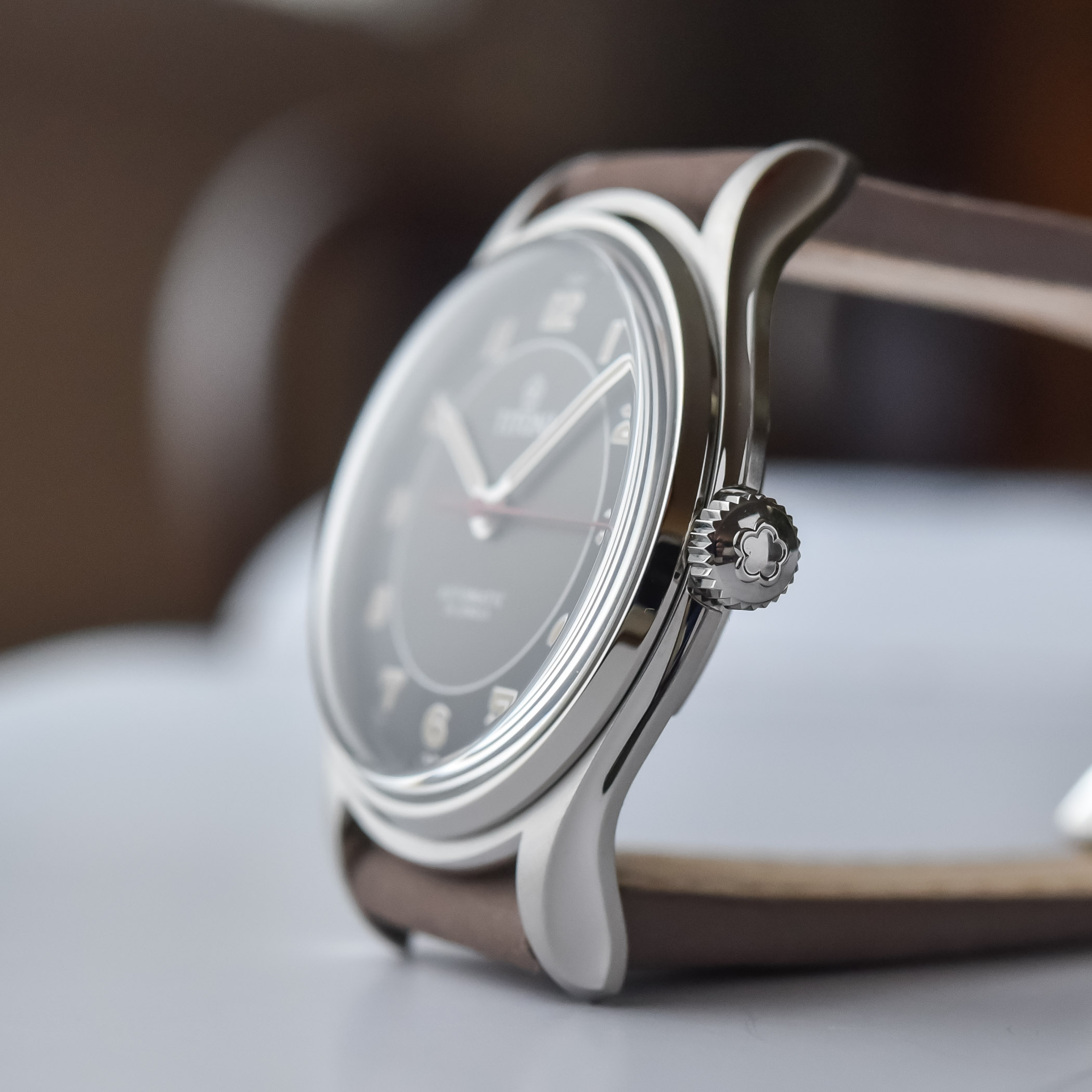 Titoni Heritage 83019 - review - 9 Titoni Heritage 83019