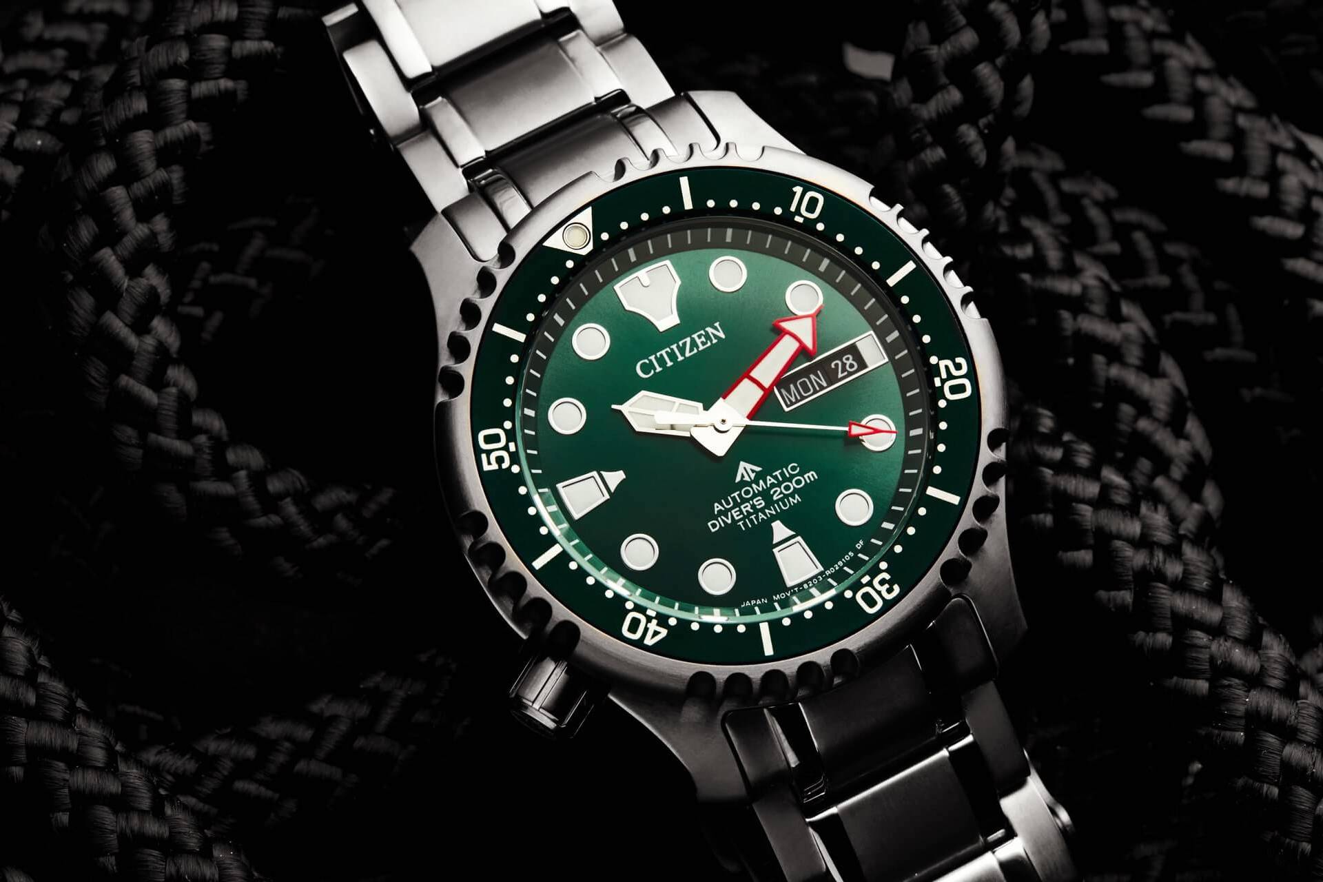 Citizen Promaster Marine Automatic Diver 200m Green Dial Super-Titanium NY0100-50XE