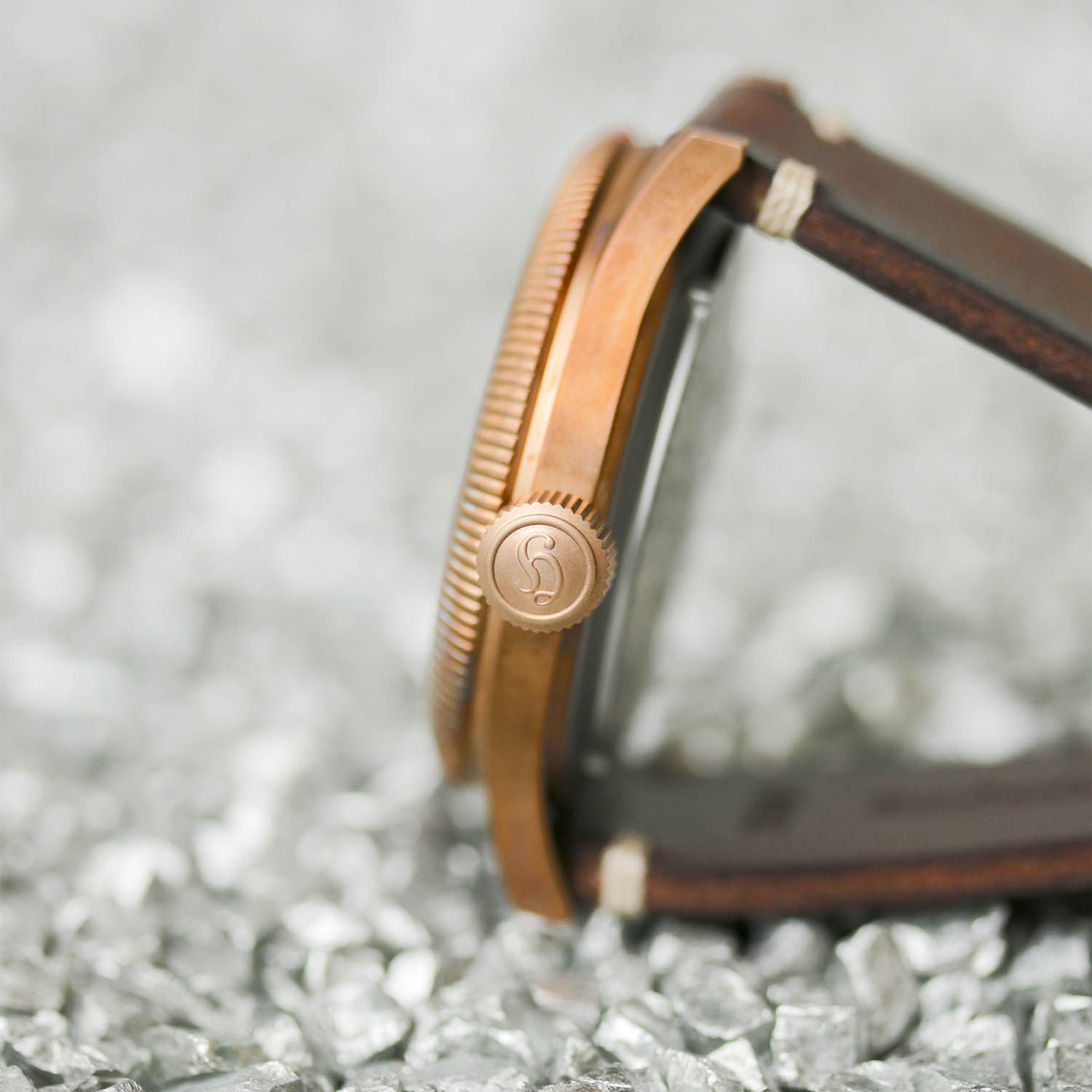 Hanhart Pioneer One Bronze Limited Edition Green Dial - 6 Hanhart Pioneer One Bronze Limited Edition Green Dial