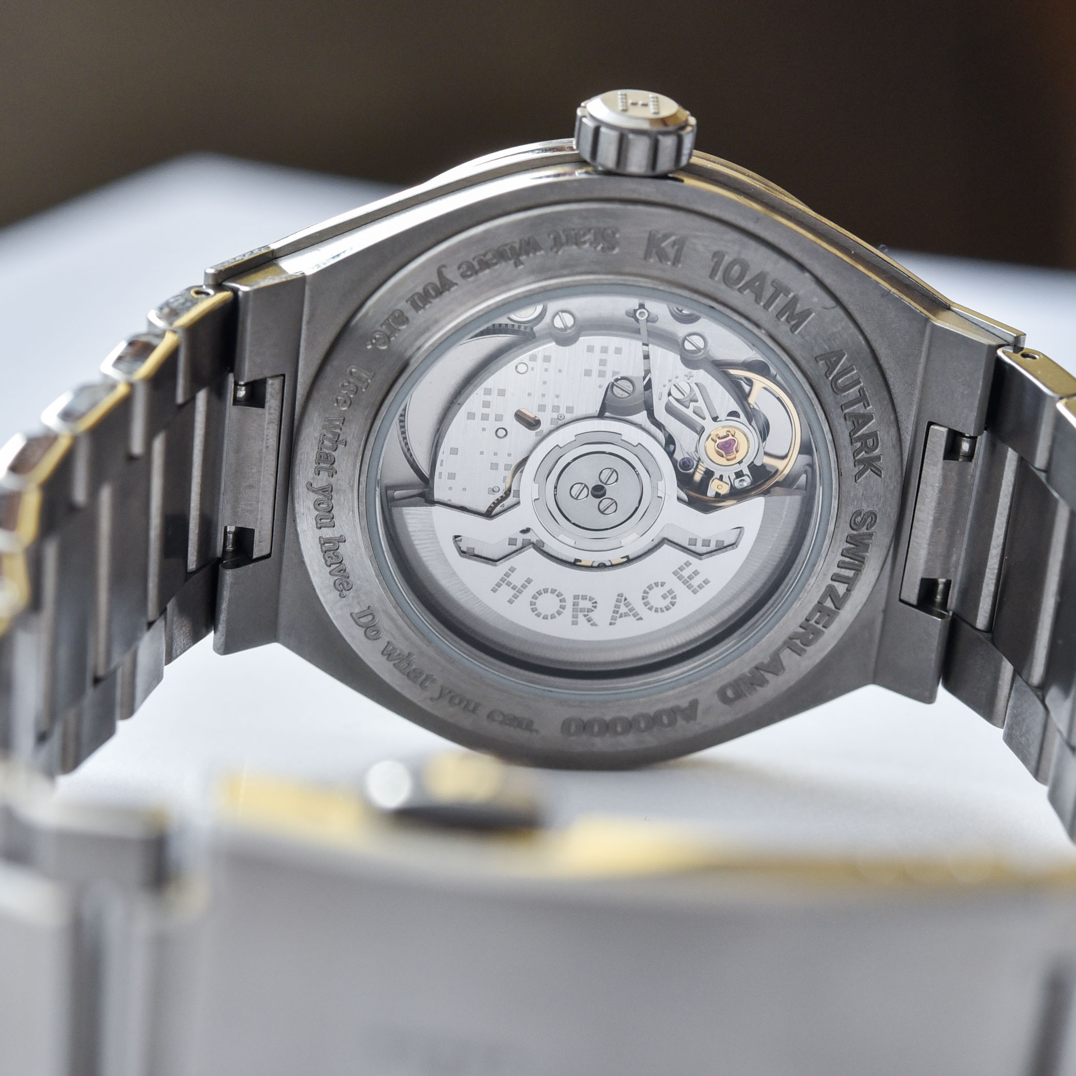 Horage Second-Generation Autark Models - hands-on - 8 Horage Second-Generation Autark Models