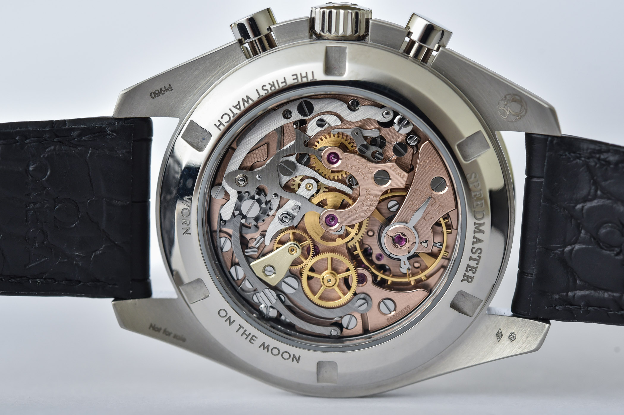 Omega Speedmaster Moonwatch 321 Platinum 311.93.42.30.99.001 - review - 8 Omega Speedmaster Moonwatch 321 Platinum 311.93.42.30.99.001