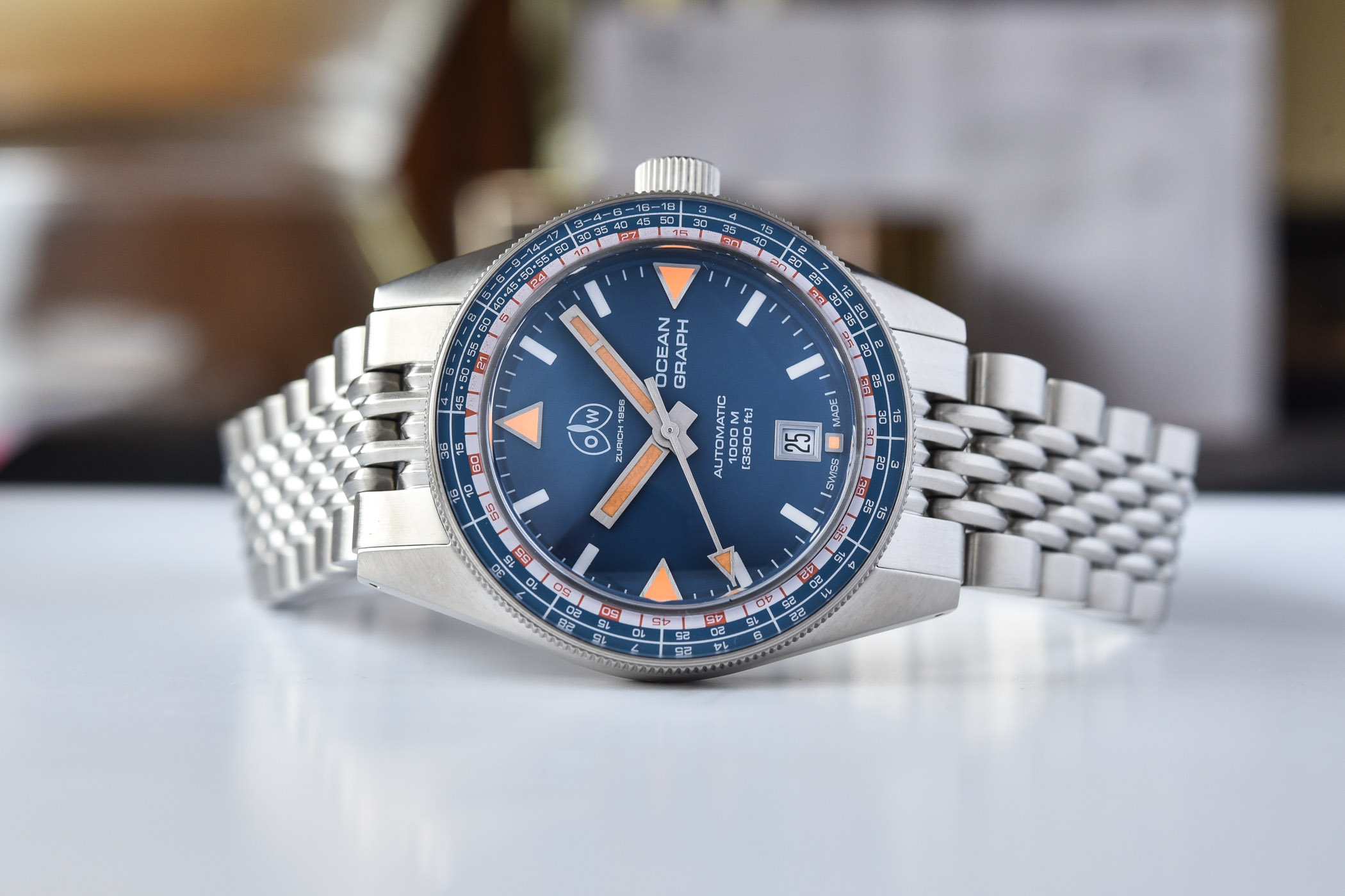 Ollech and Wajs OW Ocean Graph - dive watch review - 8 Ollech & Wajs OW Ocean Graph