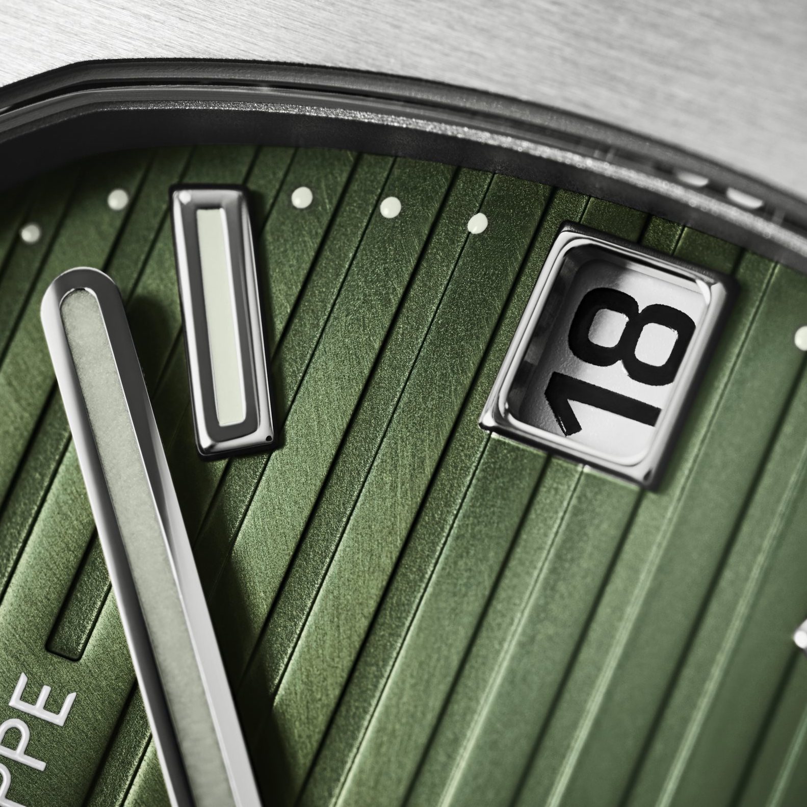 2021 Patek Philippe Nautilus 5711 Green Dial - 5711/1A-014