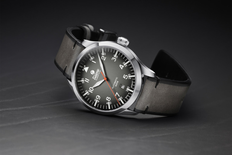Tutima Flieger Automatic Slate Grey 6105