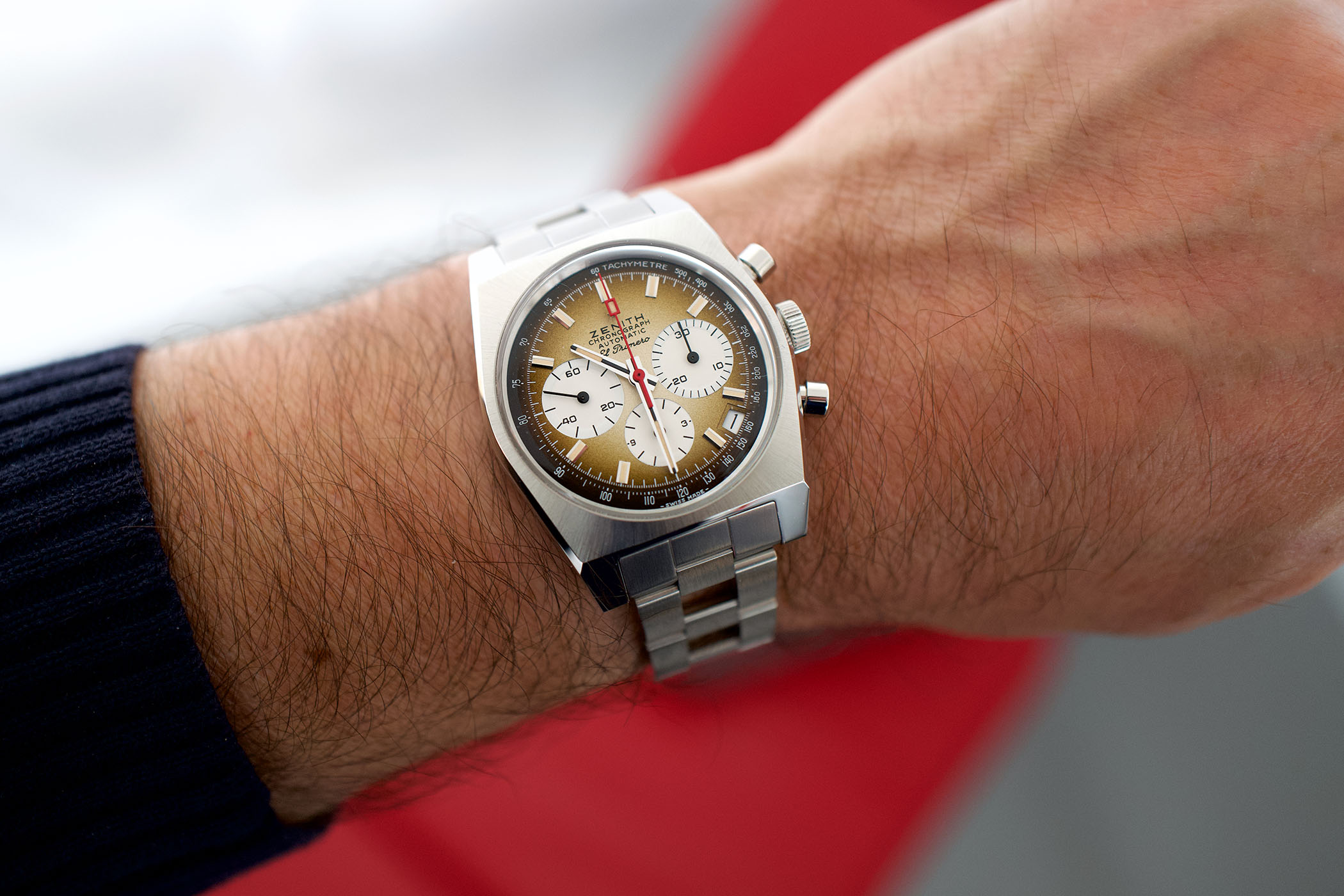 Collectors Series - WatchWalker And His Zenith Chronomaster Revival A385