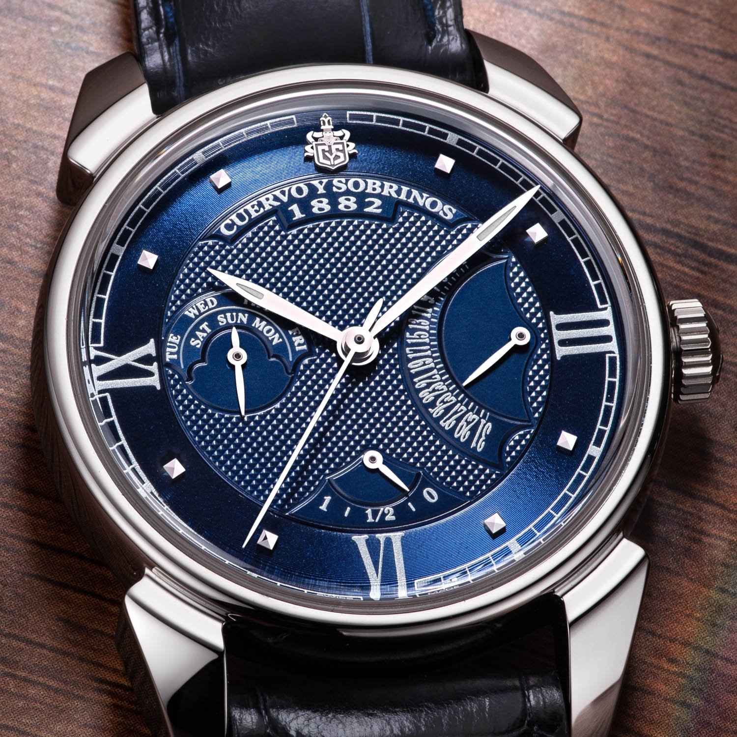 Cuervo y Sobrinos Historiador Retrogrado Cobalt Blue - 2 Cuervo y Sobrinos Historiador Retrógrado Cobalt Blue