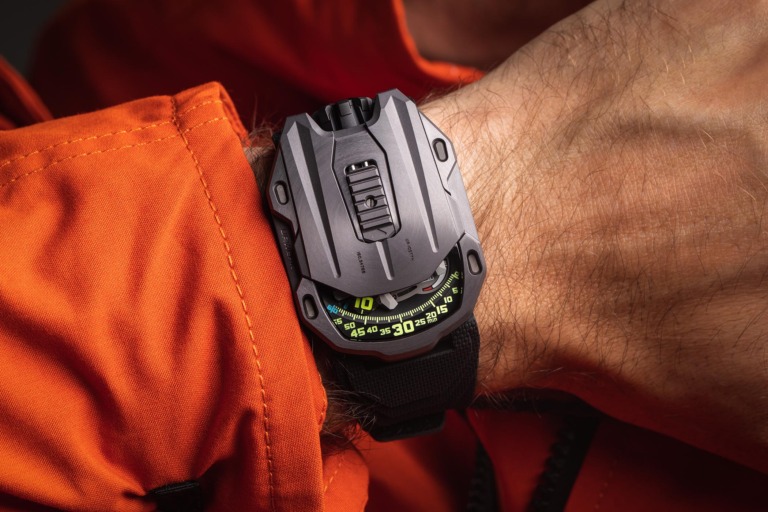 URWERK UR-105 Tantalum Hull
