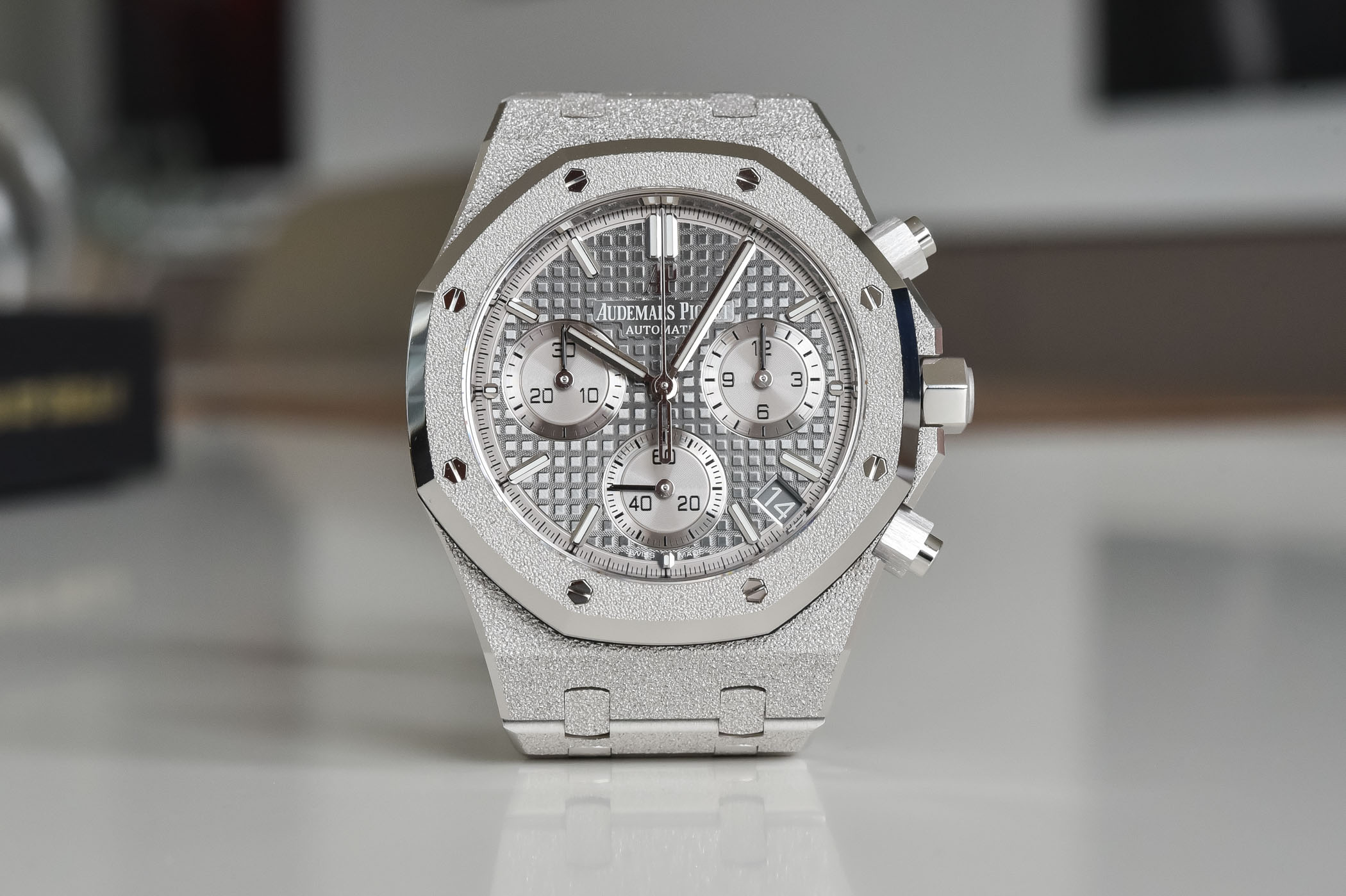 26239BC.GG.1224BC.01 - Audemars Piguet Royal Oak Selfwinding Chronograph 41mm Frosted Gold