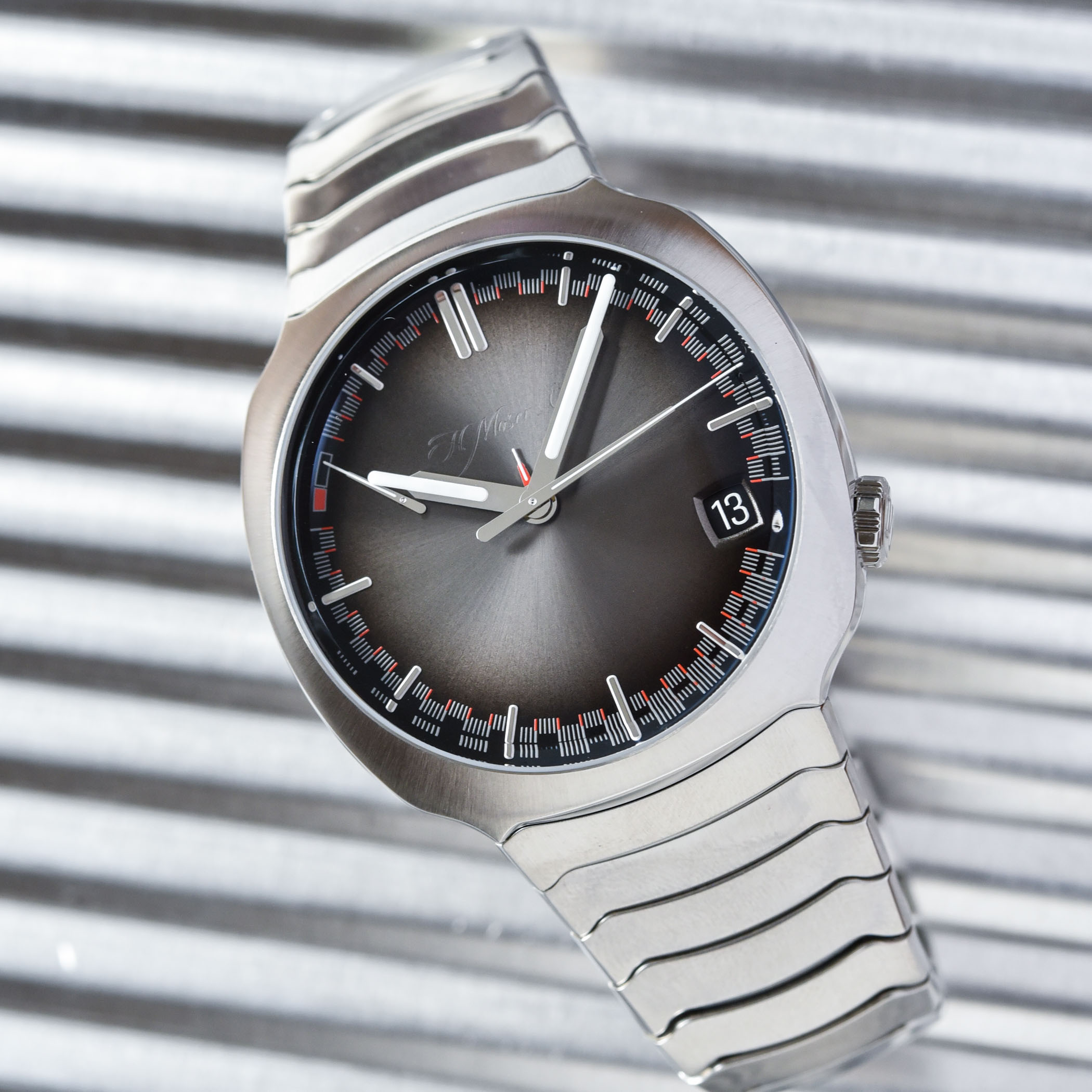 H moser Cie Streamliner Perpetual Calendar - Review - 11 H moser Cie Streamliner Perpetual Calendar