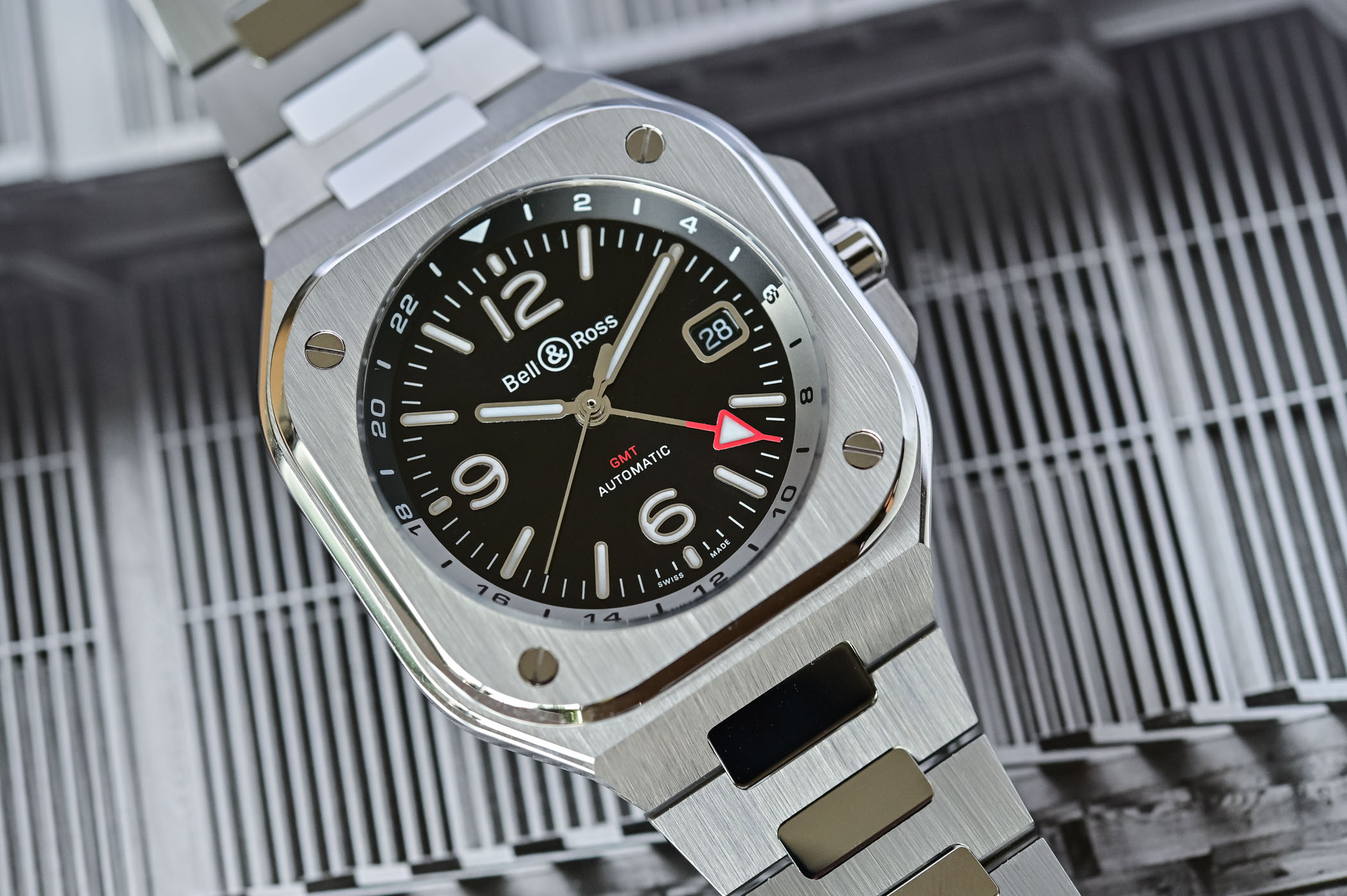 Bell & Ross BR 05 GMT