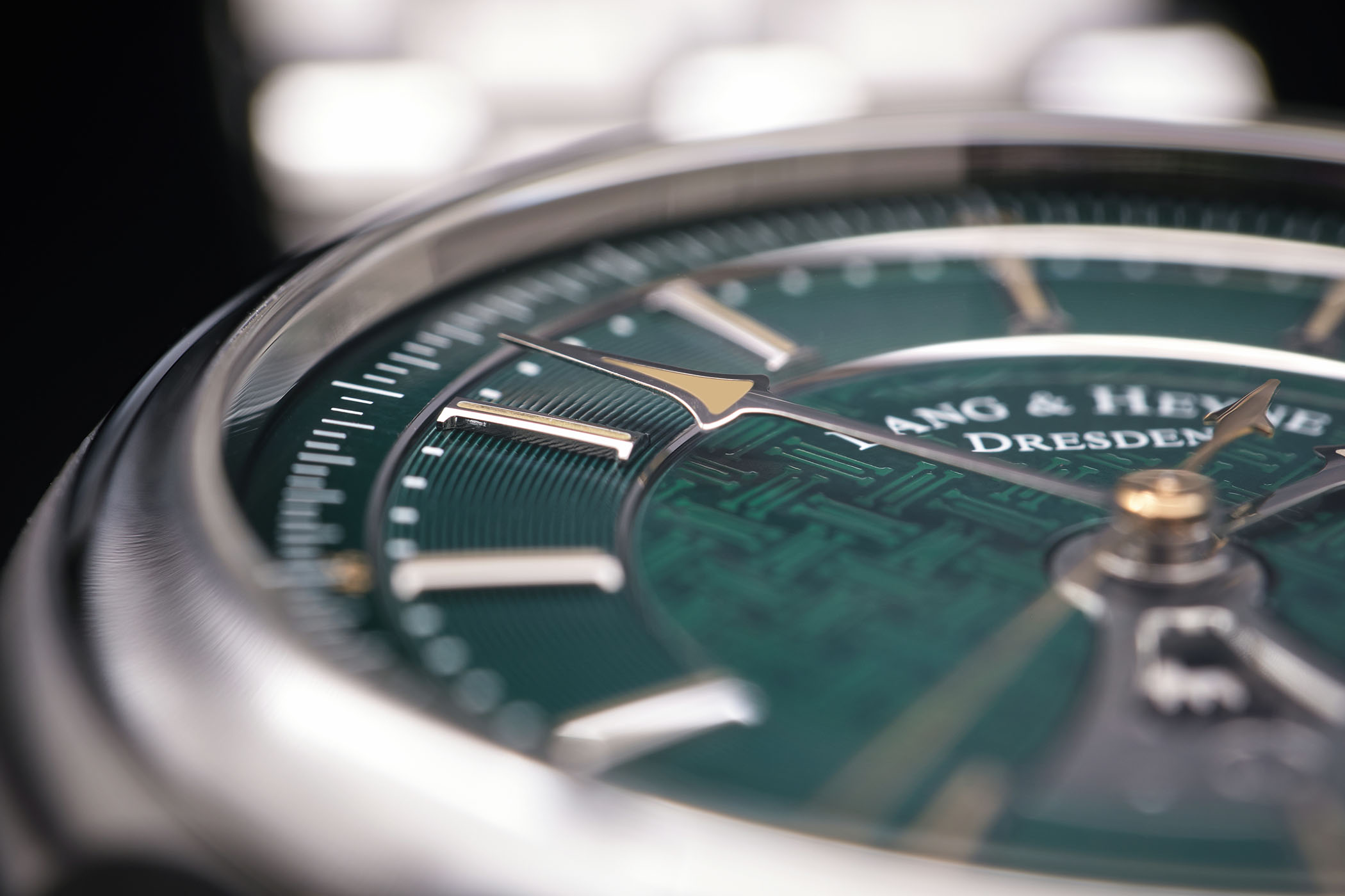 Lang and Heyne Hektor Sports Watch integrated bracelet - 7 Lang & Heyne Hektor Sports Watch With Integrated Bracelet