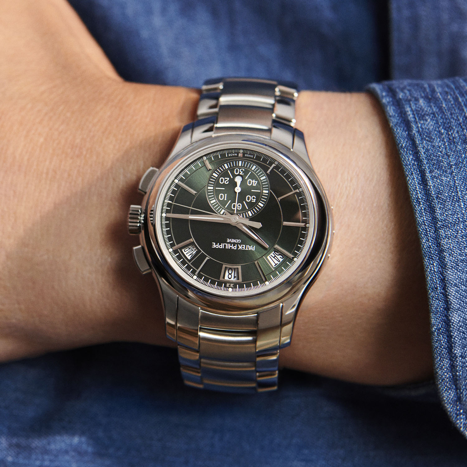 Patek Philippe Chronograph Annual Calendar 5905-1A steel olive green - 3 Patek Philippe Chronograph Annual Calendar 5905/1A Steel Olive Green