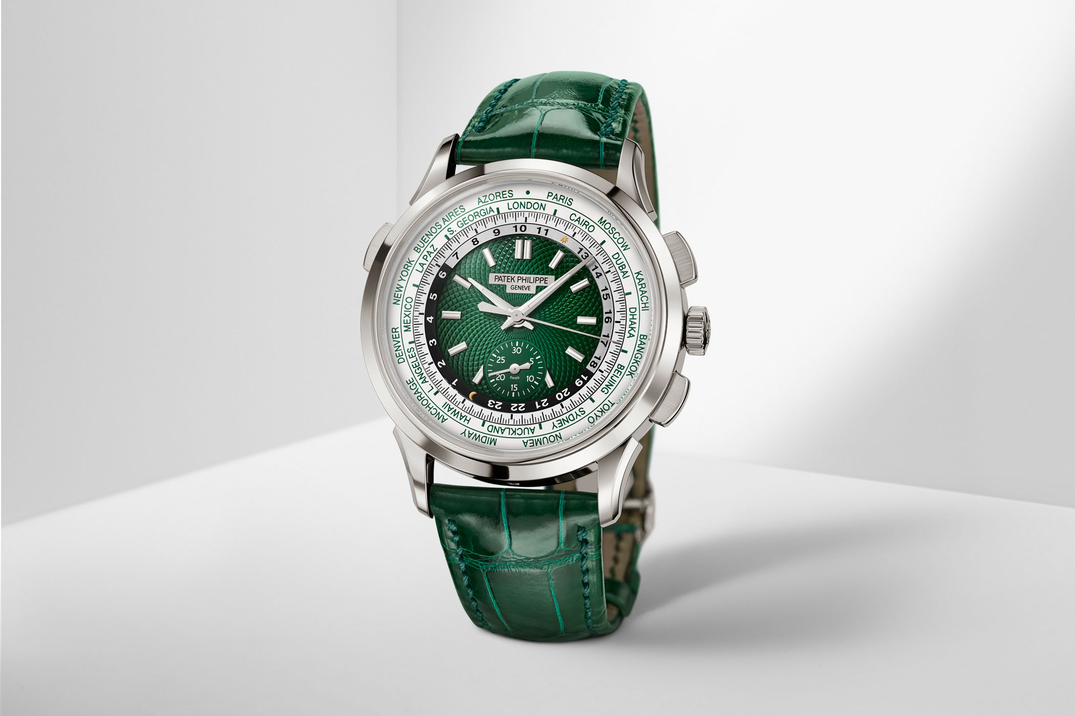 Patek Philippe Self-winding World Time flyback chronograph 5930P-001 platinum green dial