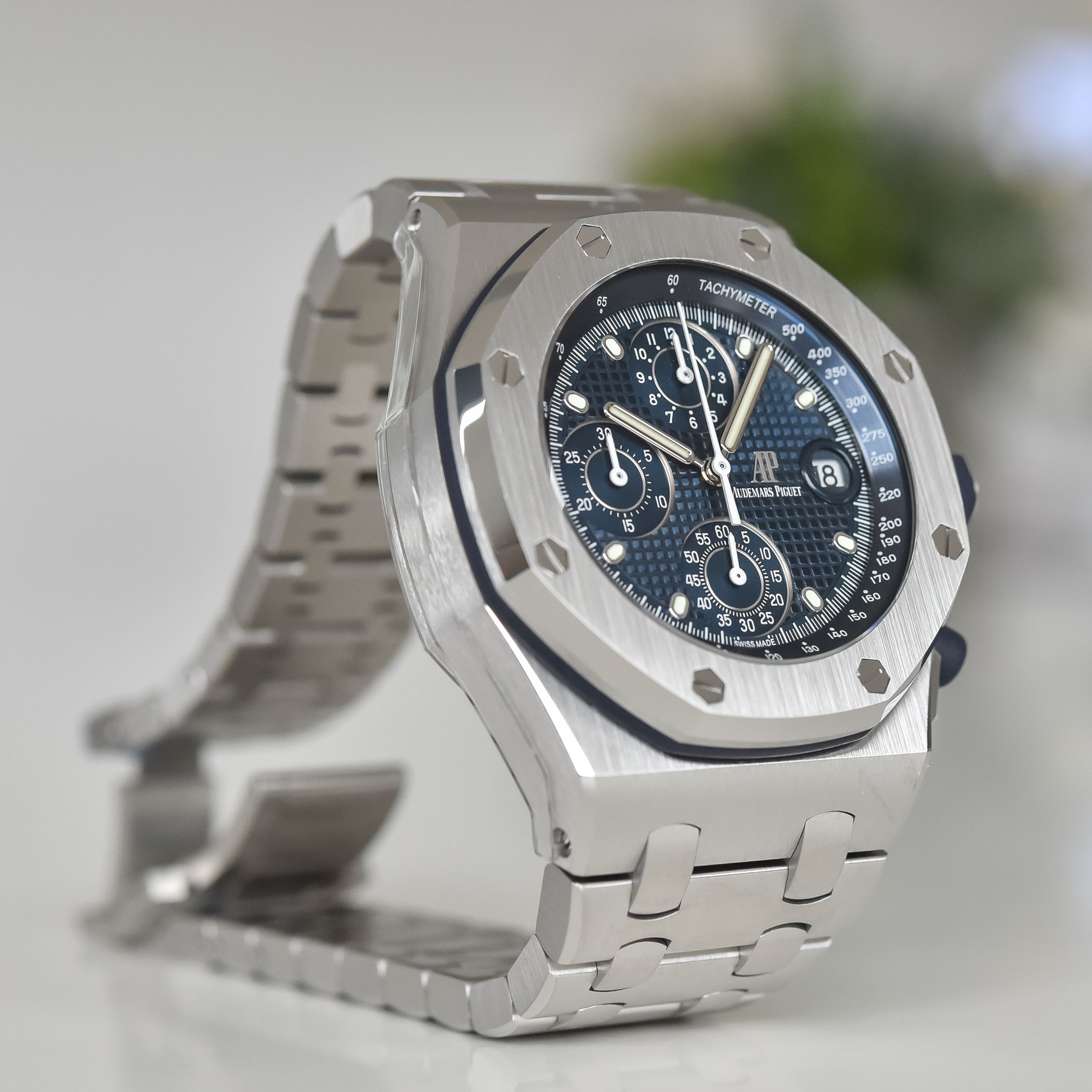 2021 Audemars Piguet Royal Oak Offshore Selfwinding Chronograph steel 26238ST.OO.2000ST.01 - re-edition the beast - review - 6 2021 Audemars Piguet Royal Oak Offshore Selfwinding Chronograph steel 26238ST.OO.2000ST.01