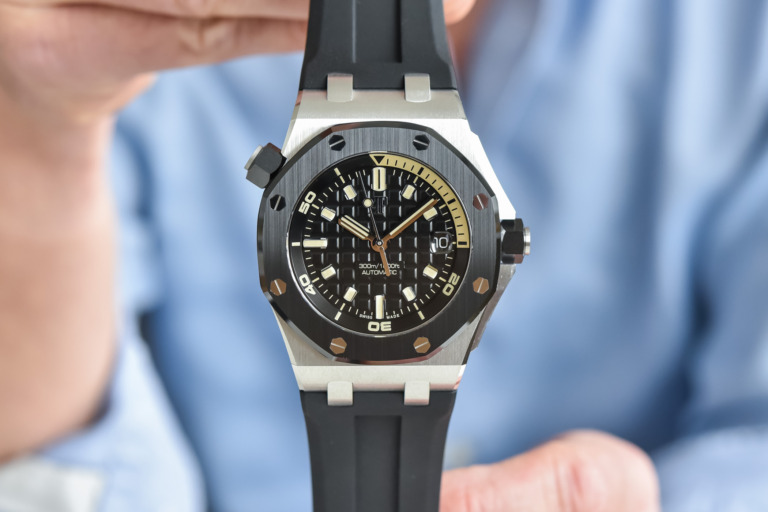 Audemars Piguet Royal Oak Offshore Diver 42mm White Gold limited edition 15720CN