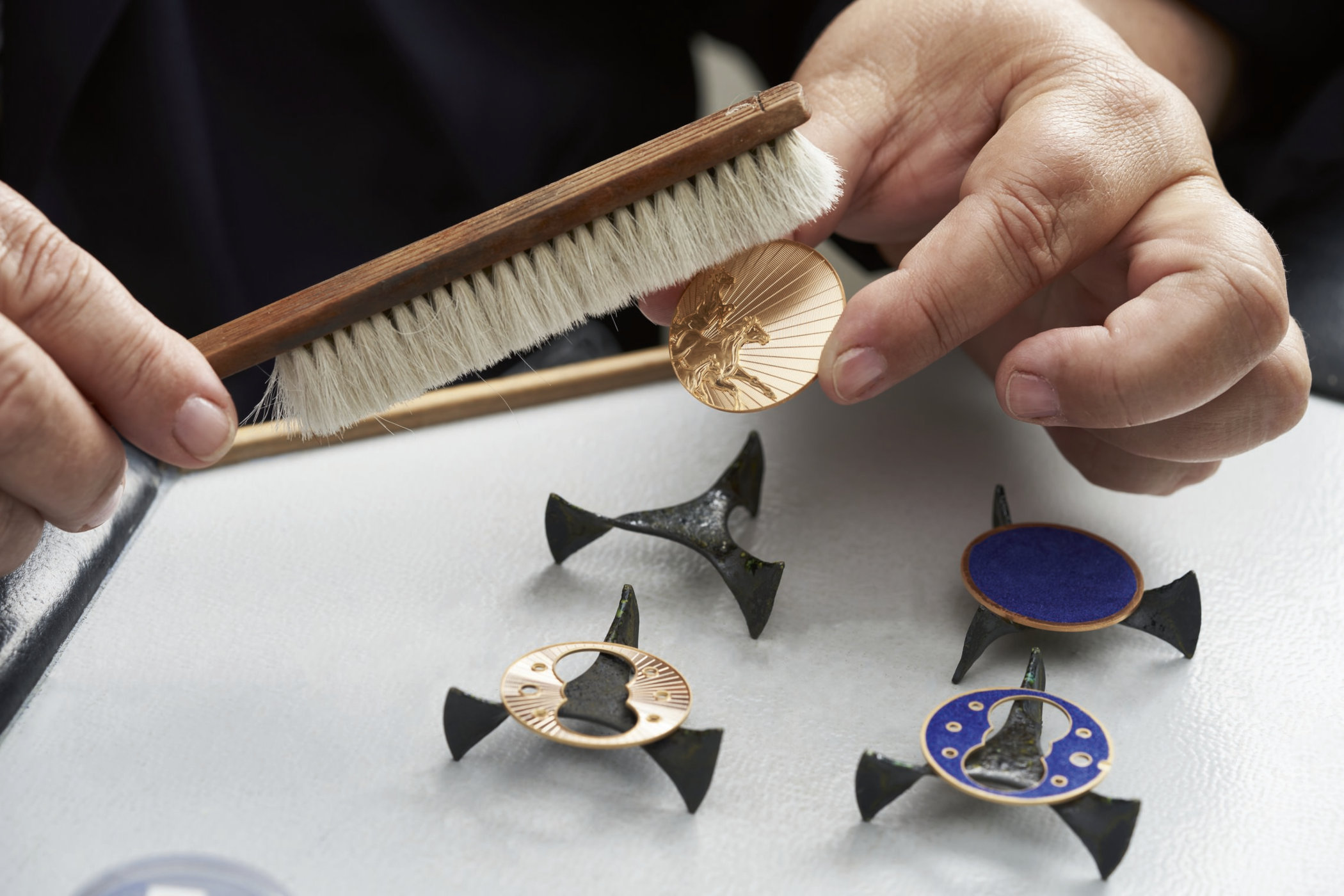 Girard-Perregaux La Esmeralda Tourbillon A Secret Eternity Edition savoir-faire grand feu enamel 1 Girard-Perregaux La Esmeralda Tourbillon A Secret Eternity Edition savoir-faire grand feu enamel 1