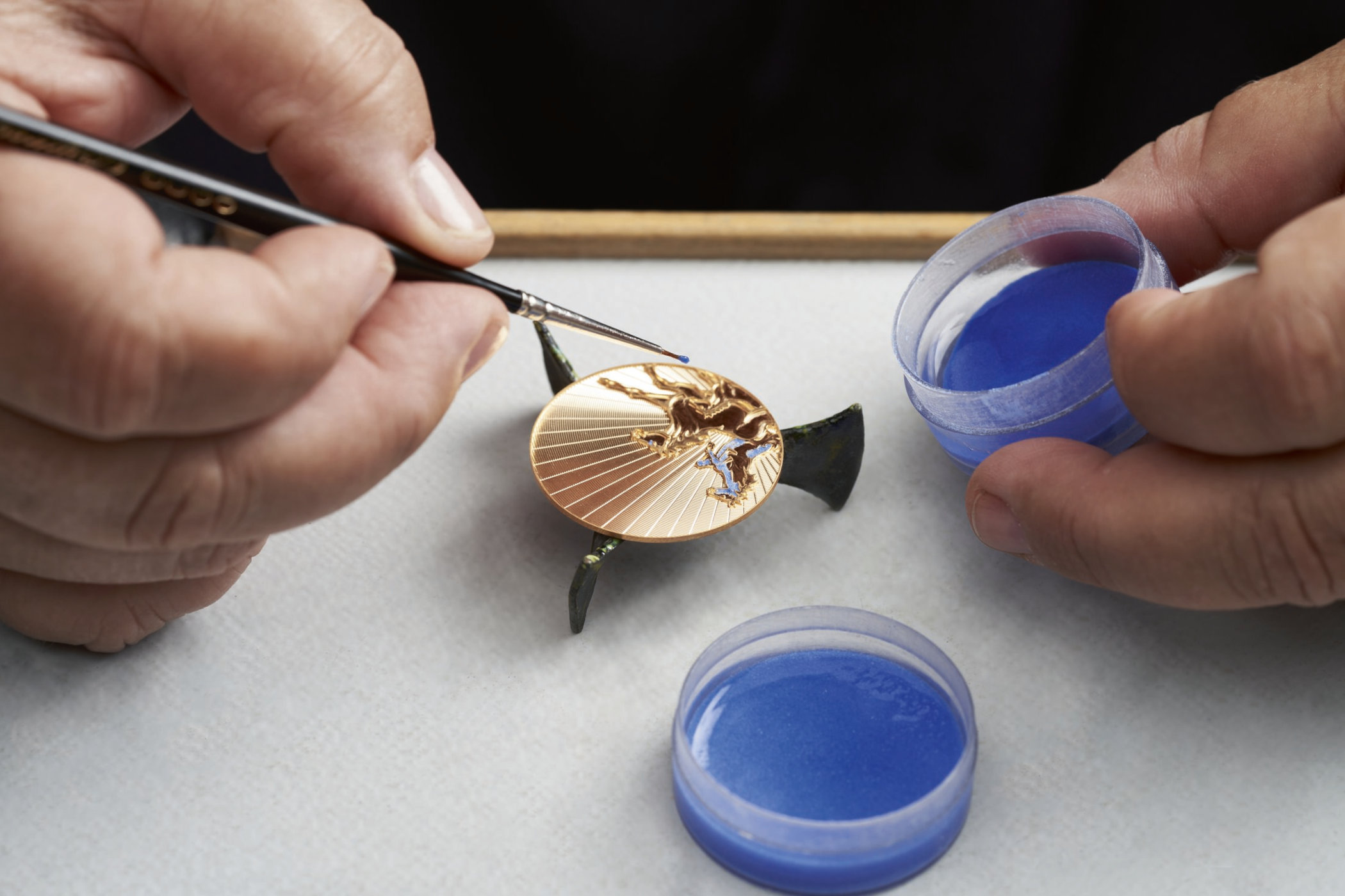 Girard-Perregaux La Esmeralda Tourbillon A Secret Eternity Edition savoir-faire grand feu enamel 2 Girard-Perregaux La Esmeralda Tourbillon A Secret Eternity Edition savoir-faire grand feu enamel 2