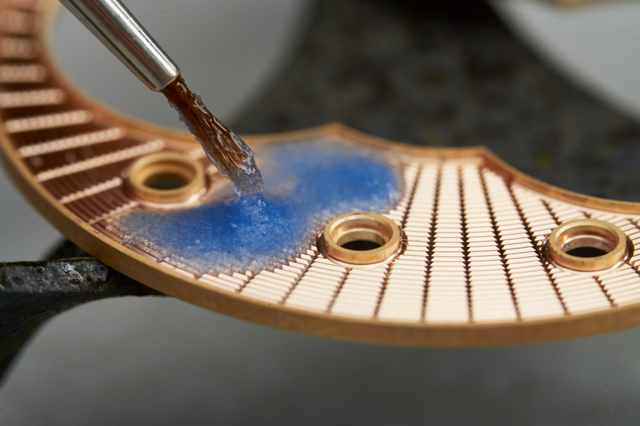 Girard-Perregaux La Esmeralda Tourbillon A Secret Eternity Edition savoir-faire grand feu enamel 3 Girard-Perregaux La Esmeralda Tourbillon A Secret Eternity Edition savoir-faire grand feu enamel 3