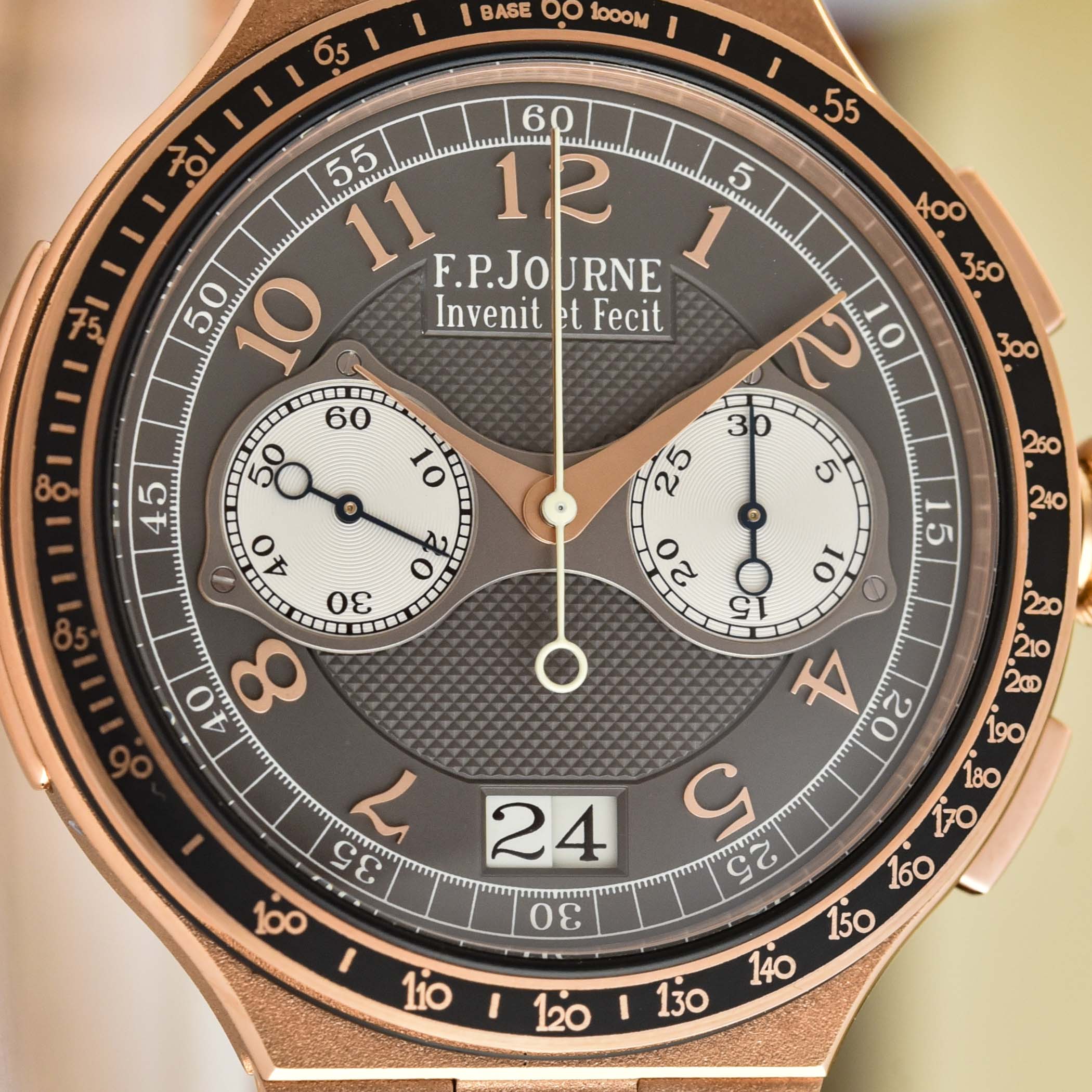 FP Journe LineSport Chronographe Monopoussoir Rattrapante Red Gold - Review - 10 F.P. Journe LineSport Chronographe Monopoussoir Rattrapante Red Gold