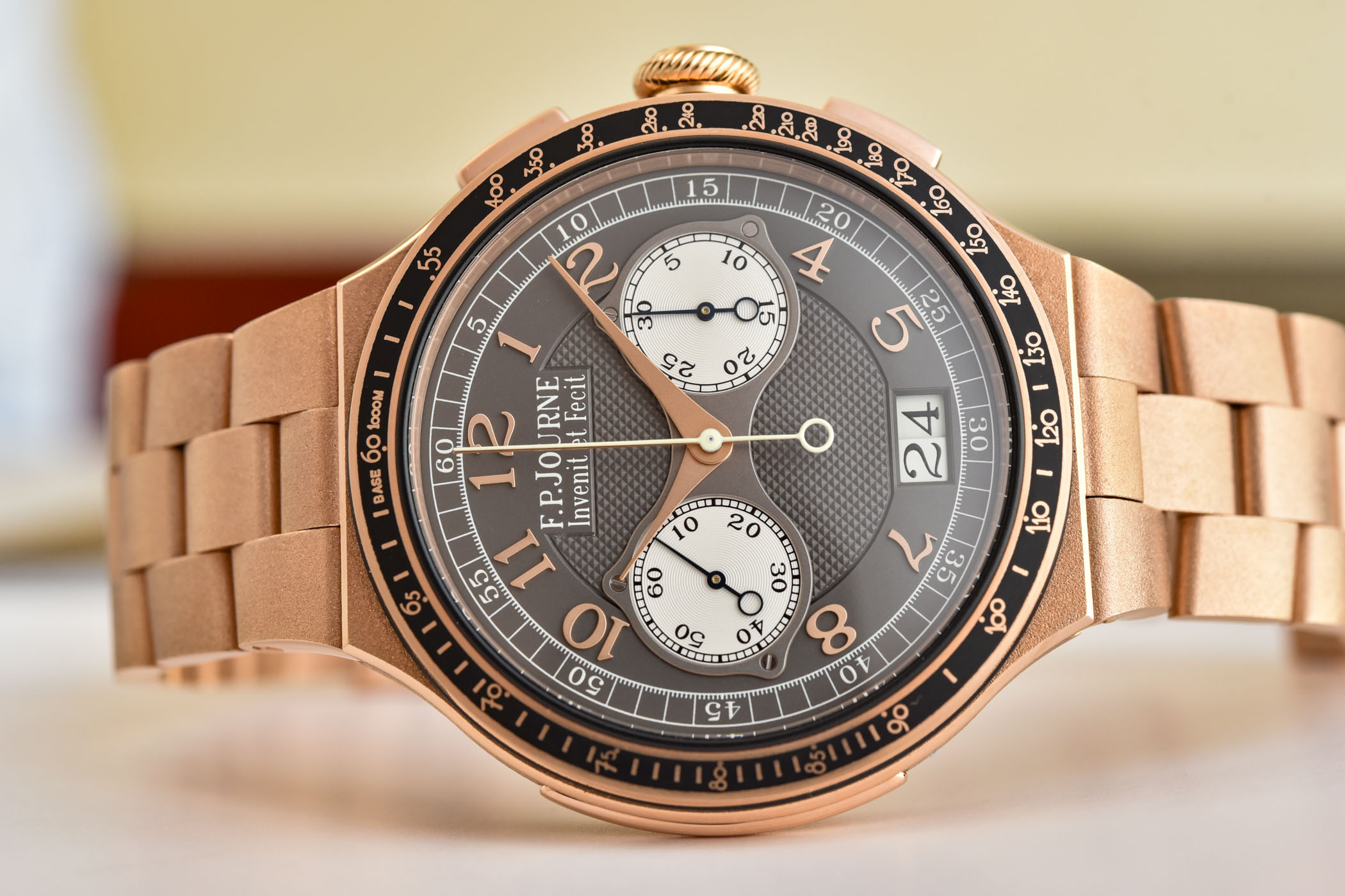FP Journe LineSport Chronographe Monopoussoir Rattrapante Red Gold - Review - 11 F.P. Journe LineSport Chronographe Monopoussoir Rattrapante Red Gold