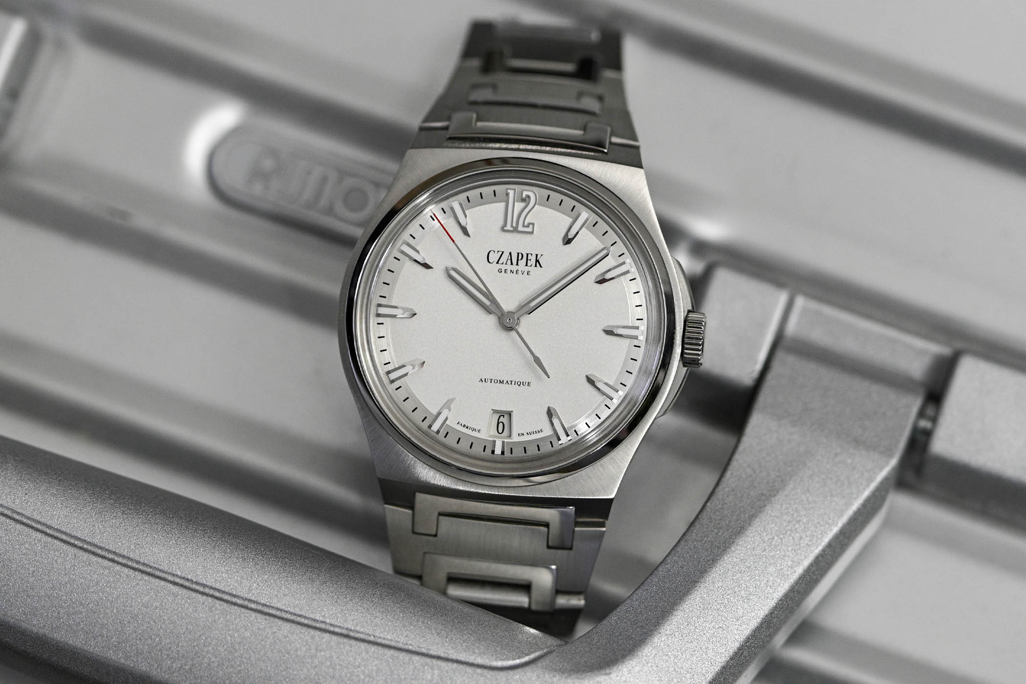 MONOCHROME Montre de Souscription 2 - Czapek Monochrome White Edition
