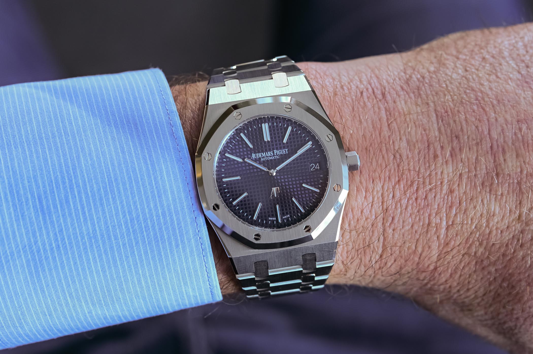 Audemars Piguet Royal Oak Jumbo Extra-Thin 16202ST - Review, Video