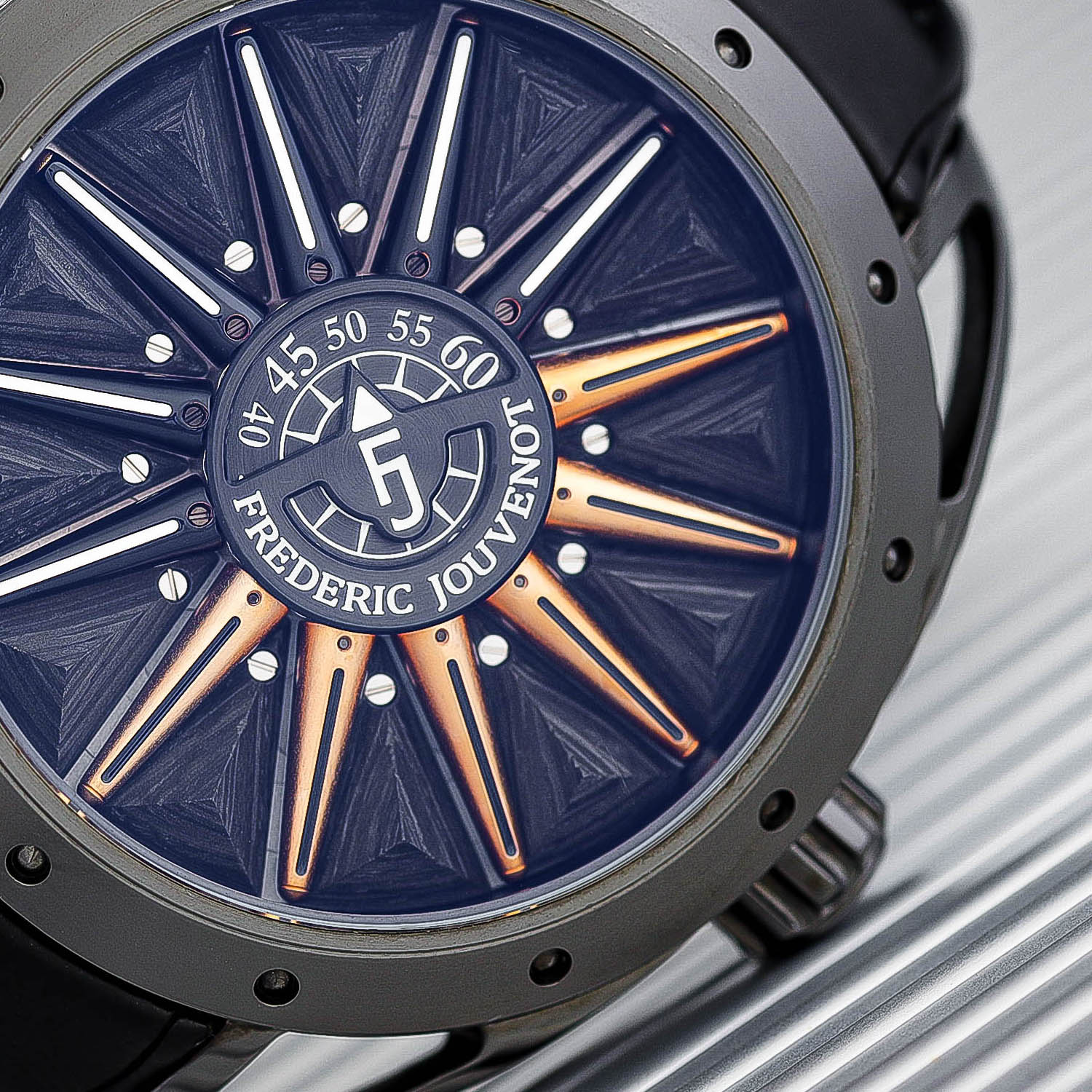Frederic Jouvenot Helios Carbon