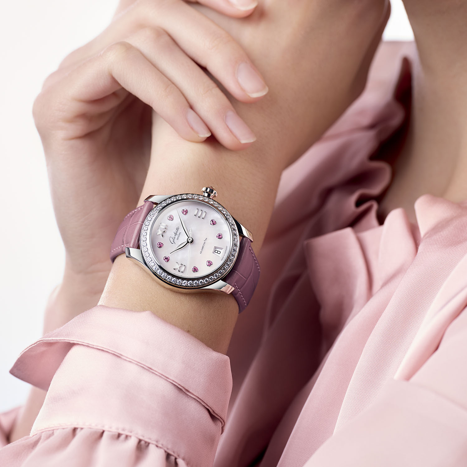 Glashutte Original Lady Serenade Valentine Day 2022 1-39-22-18-11-44 - 5 Glashutte Original Lady Serenade Valentine's Day 2022