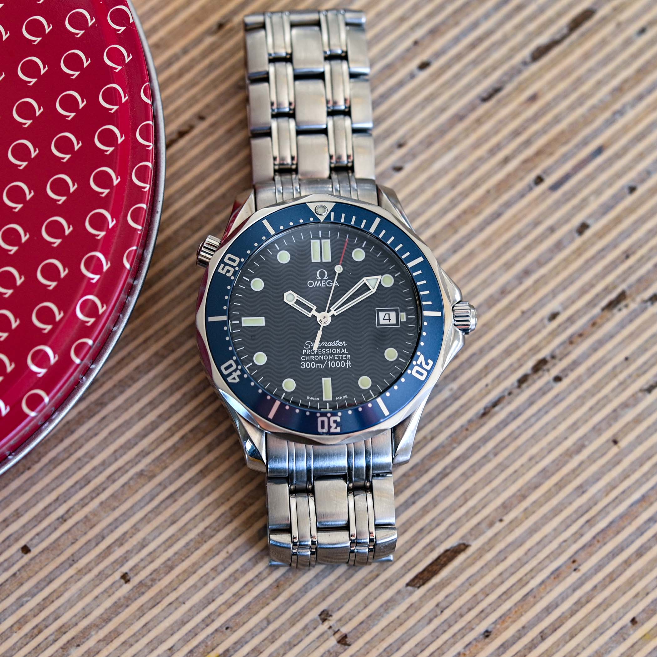 Collectors Corner - Omega Seamaster Professional 300M SMP Bond Watch 2531.80.00 - vintage guide - 1 Collectors Corner - Omega Seamaster Professional 300M SMP Bond Watch 2531.80.00