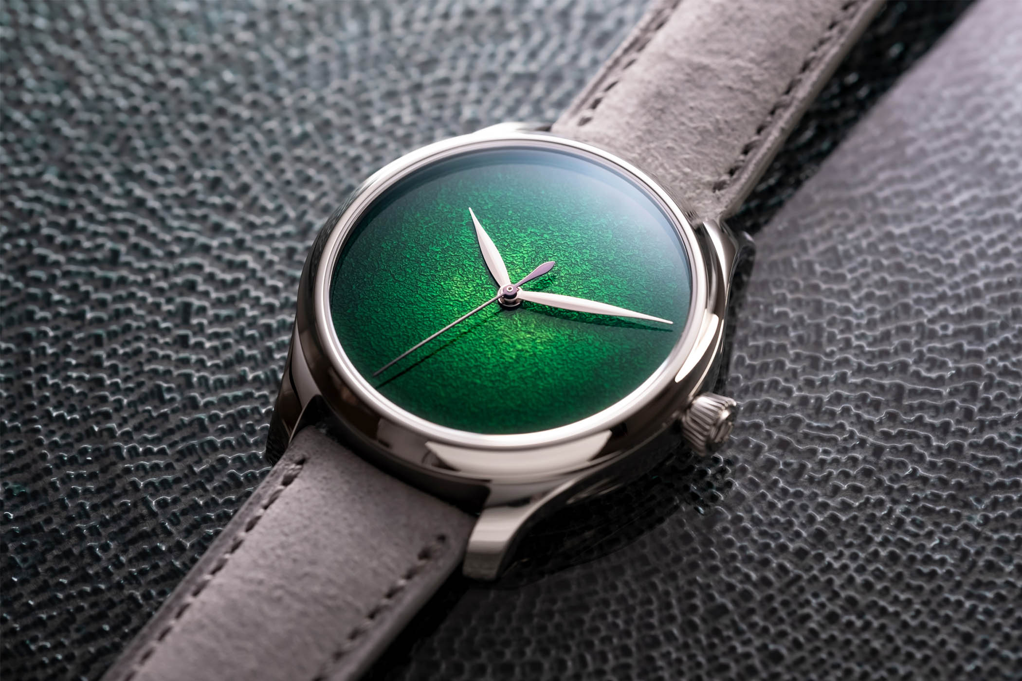 H. Moser & Cie Endeavour Centre Seconds Concept Lime Green