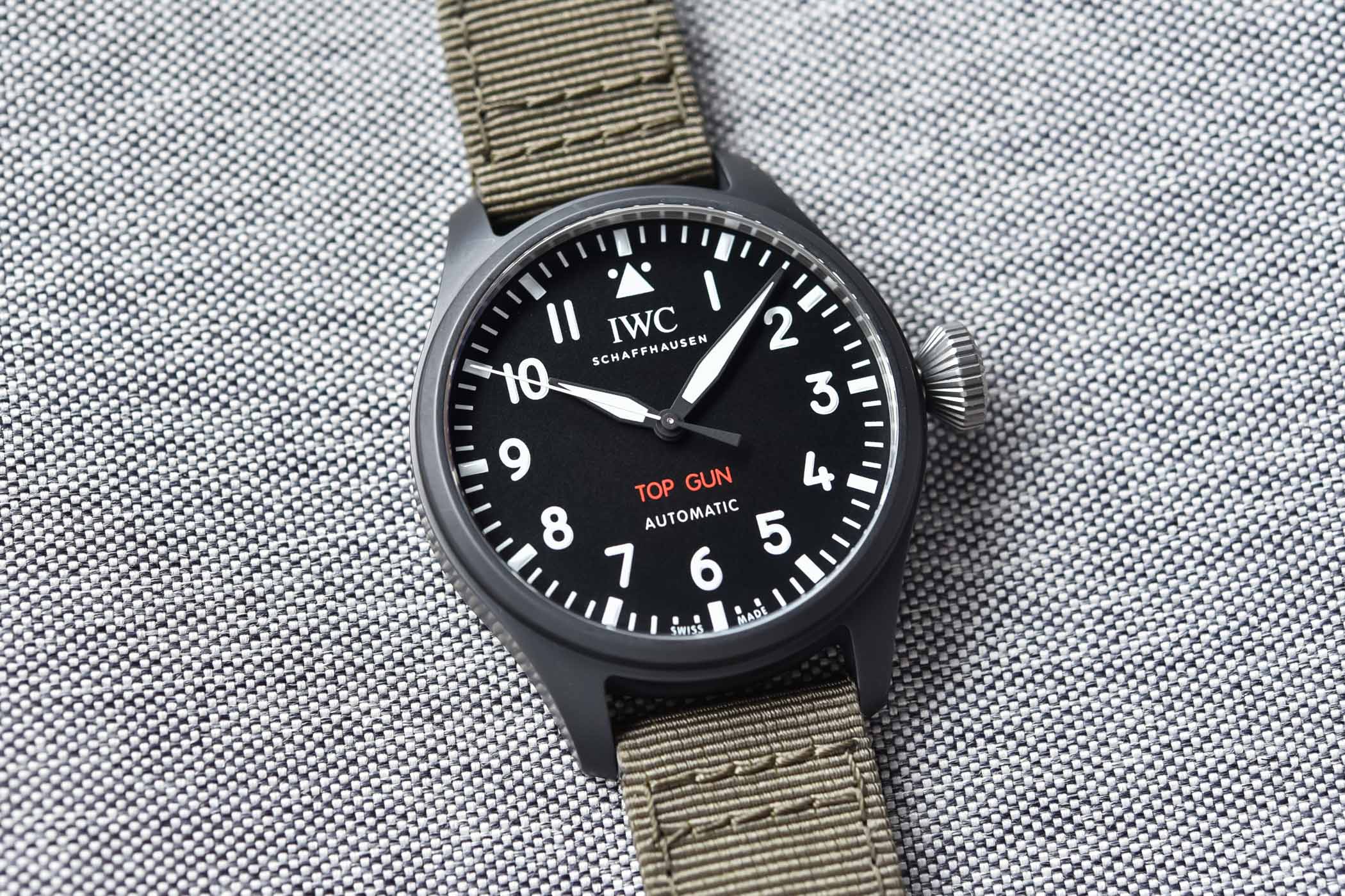 IWC Big Pilots 43 TOP GUN Black Ceramic IW329801 - hands-on - watches and wonders 2022 - 8 IWC Big Pilot's Watch 43 TOP GUN Black Ceramic IW329801
