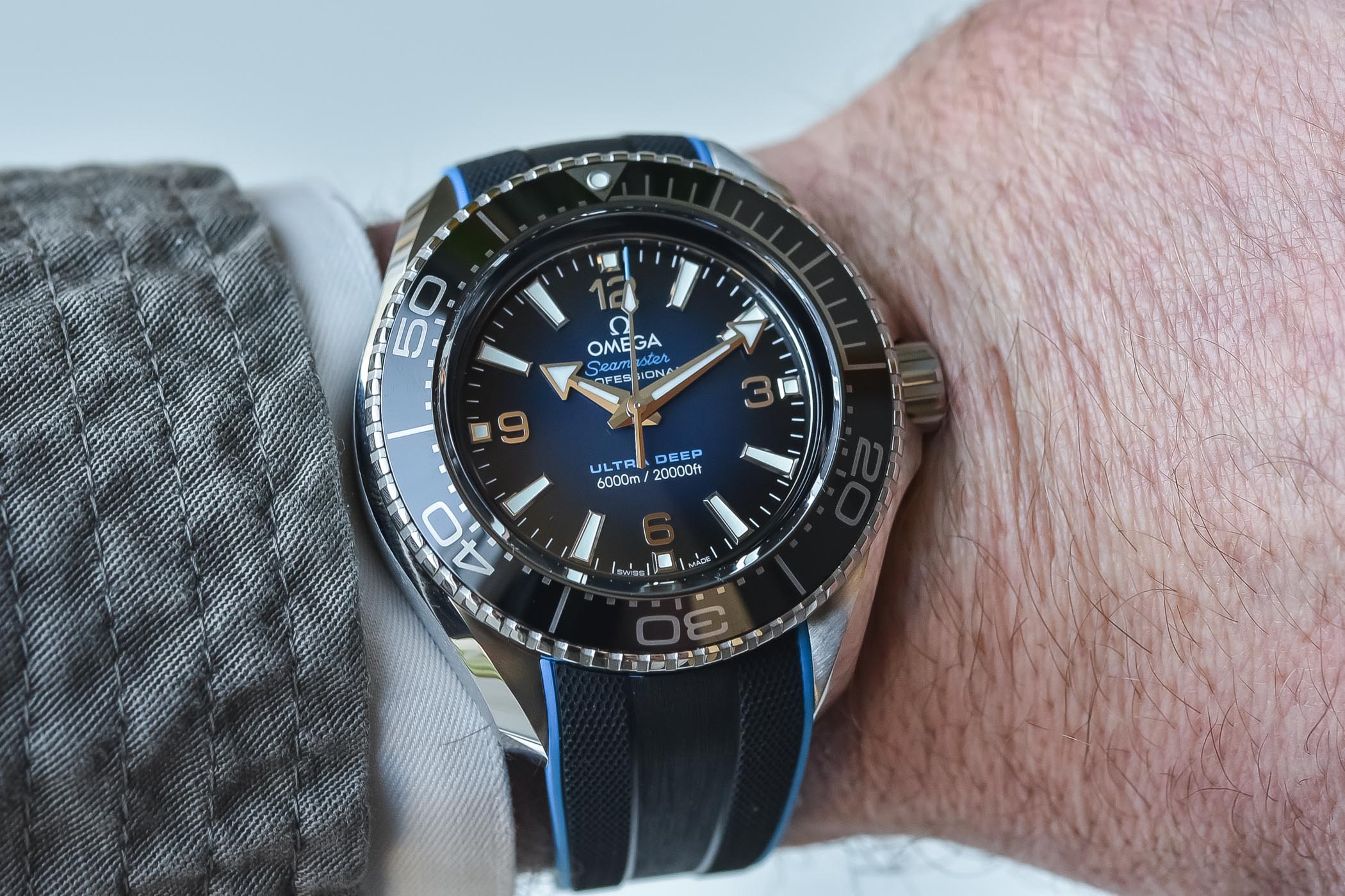 Omega Seamaster Planet Ocean Ultra-Deep 6000m O-Megasteel - review - 12 Omega Seamaster Planet Ocean Ultra-Deep 6000m O-Megasteel
