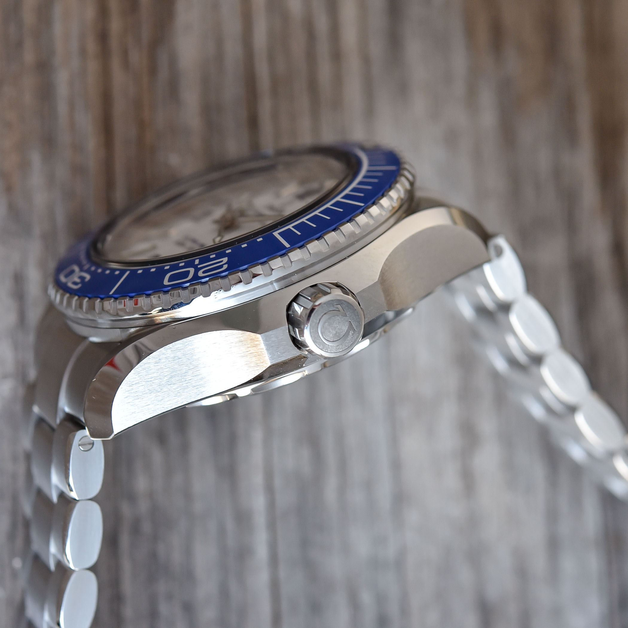 Omega Seamaster Planet Ocean Ultra-Deep 6000m O-Megasteel - review - 8 Omega Seamaster Planet Ocean Ultra-Deep 6000m O-Megasteel