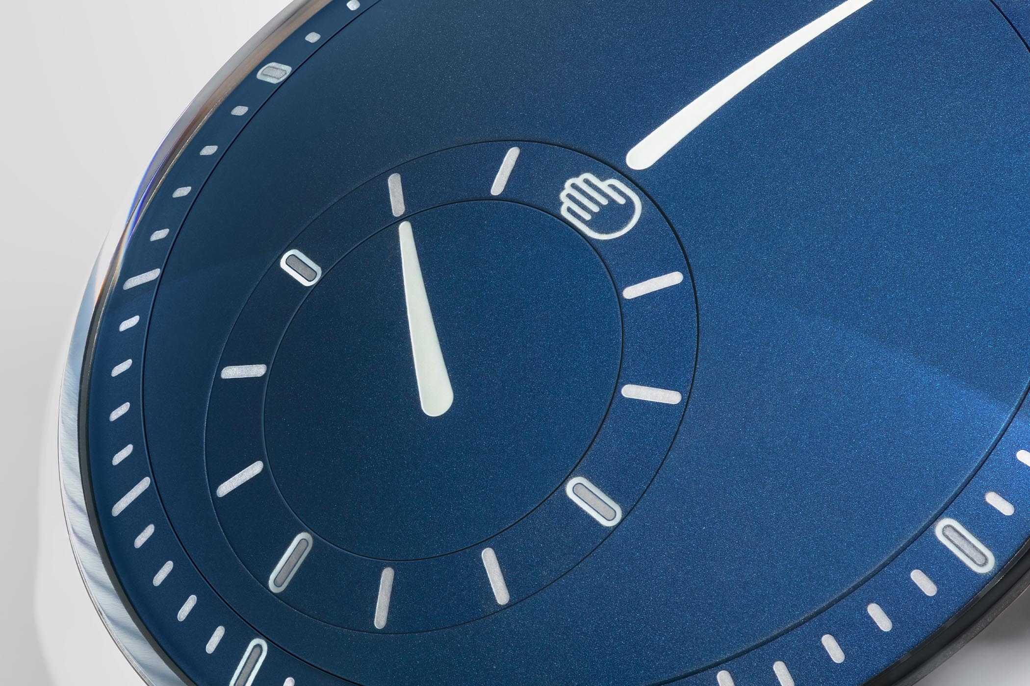 Ressence Type 8 - 2 Ressence Type 8C