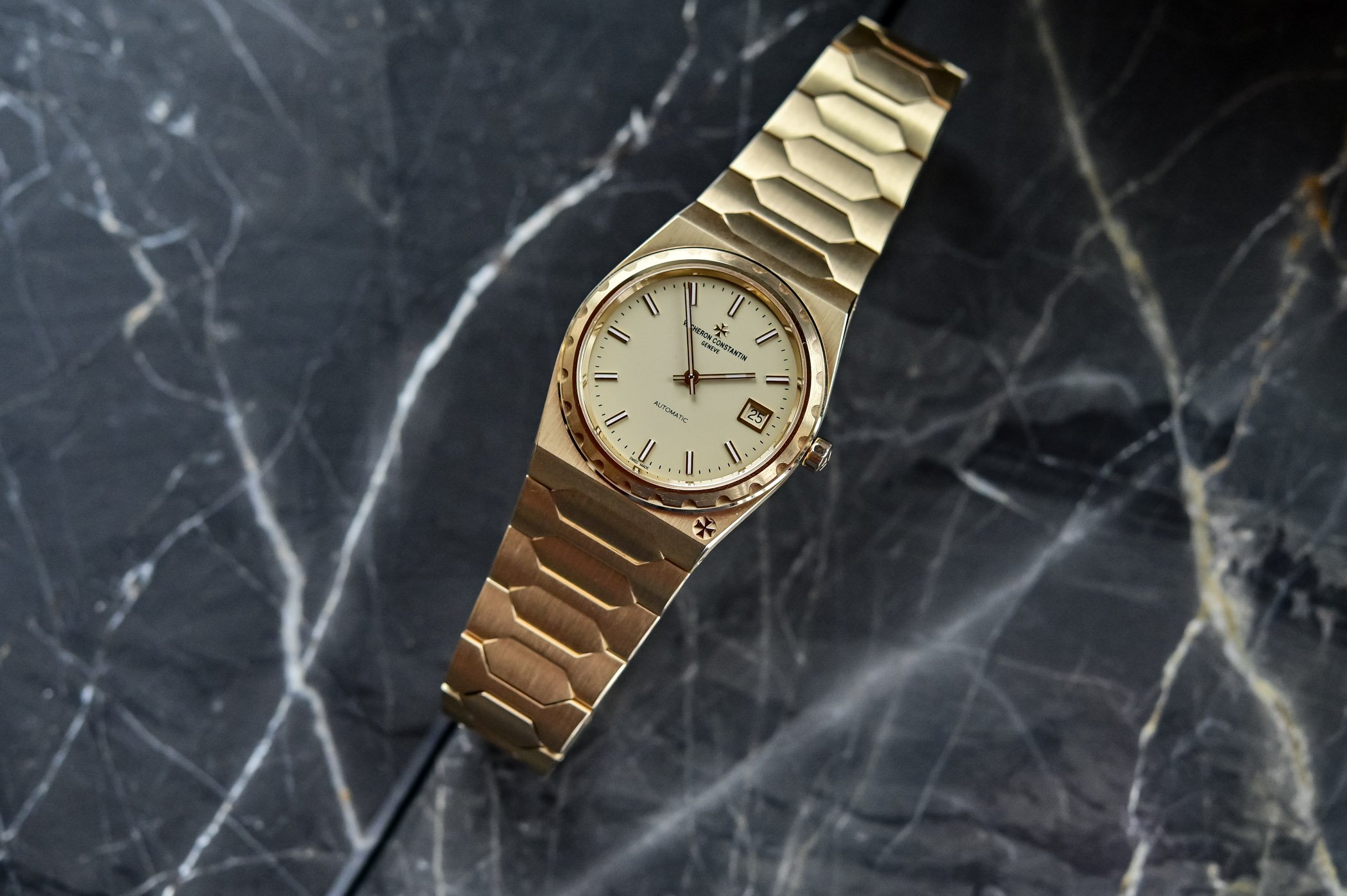 Vacheron Constantin Historiques 222 Re-Edition Yellow Gold