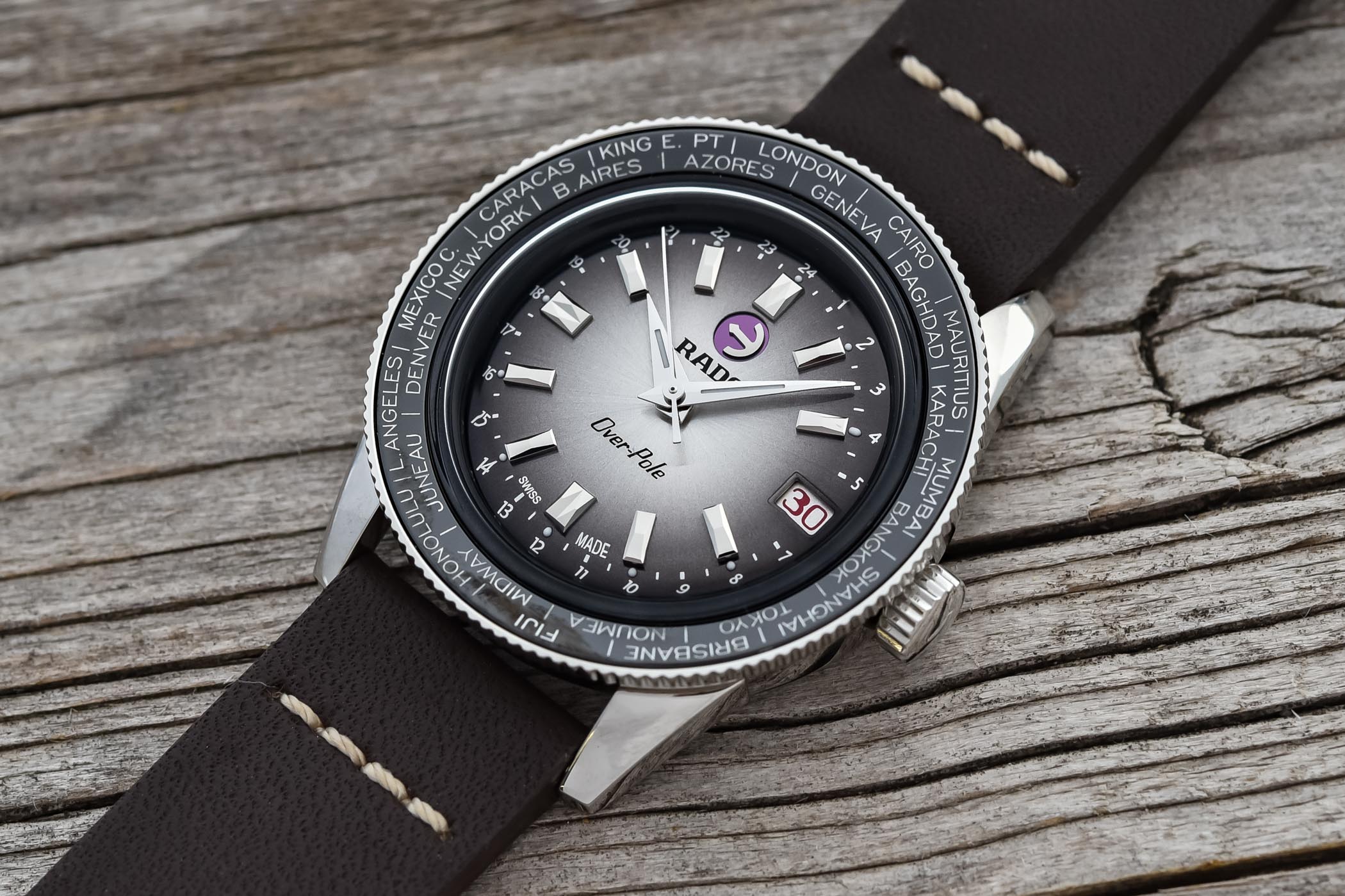 Rado Captain Cook Over-Pole Limited Edition R32116158