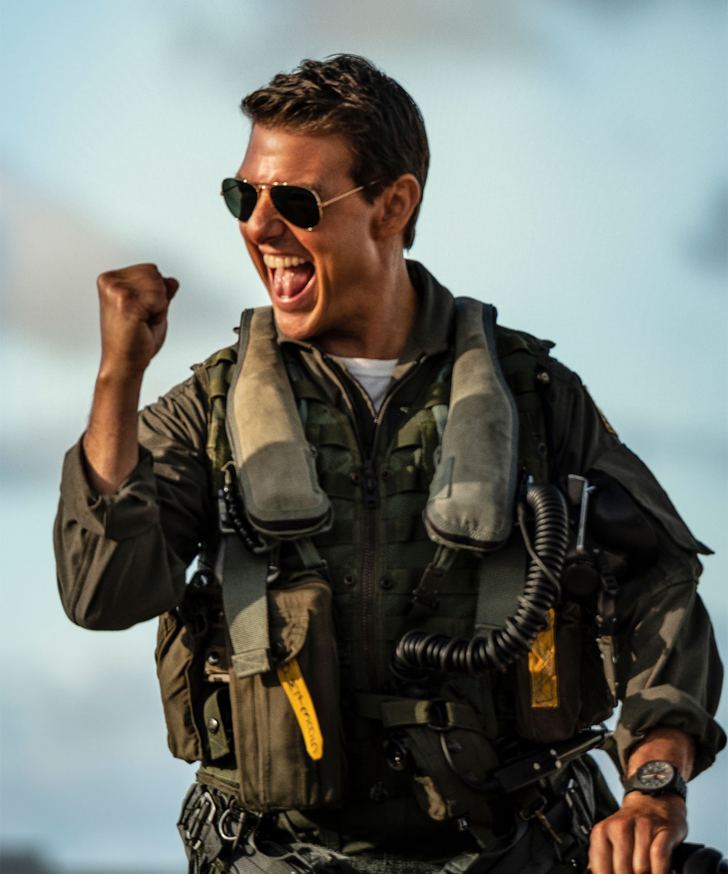 Spotted - Tom Cruise To Wear Porsche Design Chronograph PVD Black in Top Gun Maverick Confirmed - 3 Spotted - Tom Cruise To Wear Porsche Design Chronograph PVD Black in Top Gun Maverick Confirmed