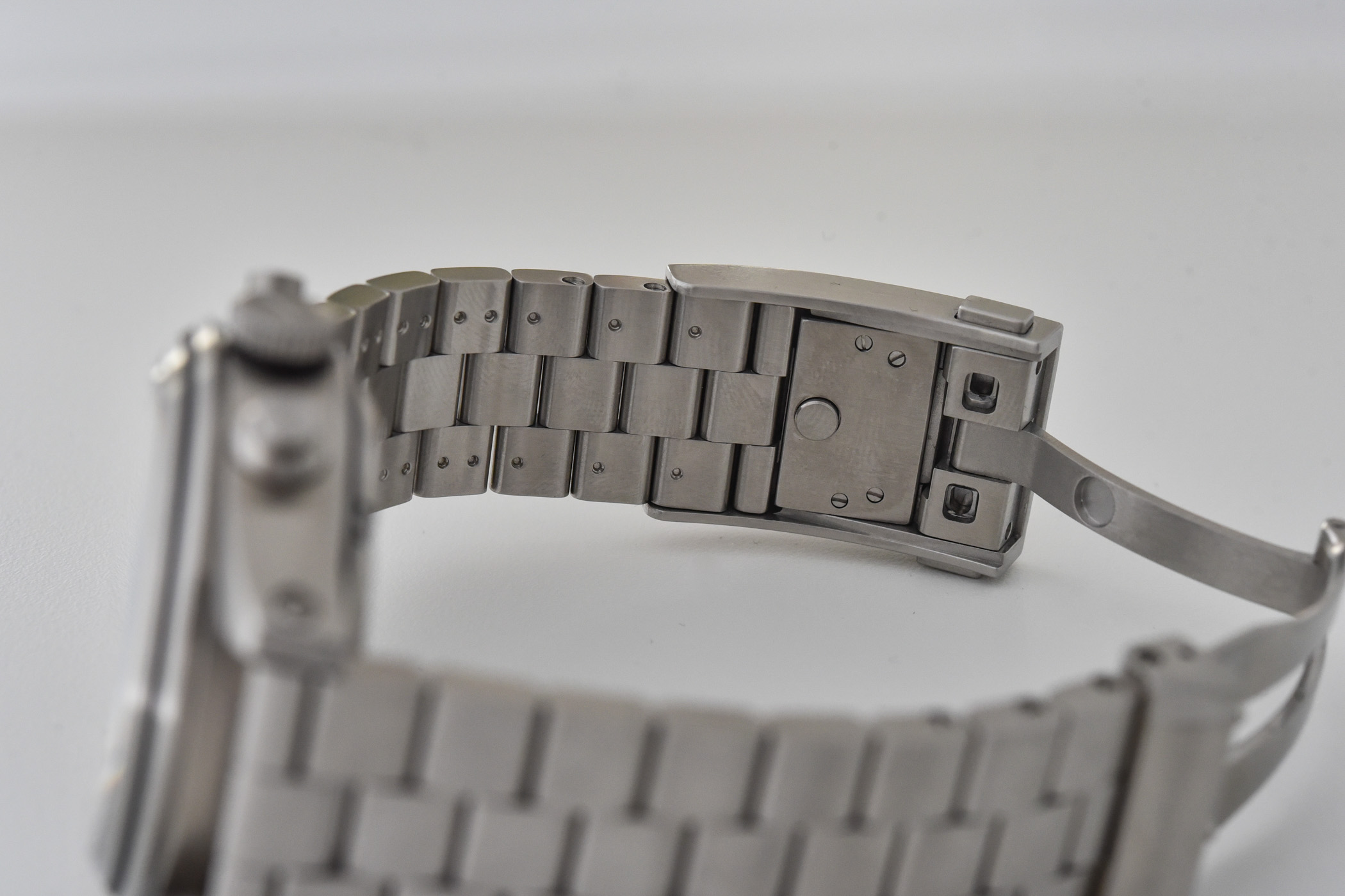 Fortis Stratoliner Chronograph - watch for Space Travelers tested in space - hands-on - 3 Fortis Stratoliner Space Watch Chronograph