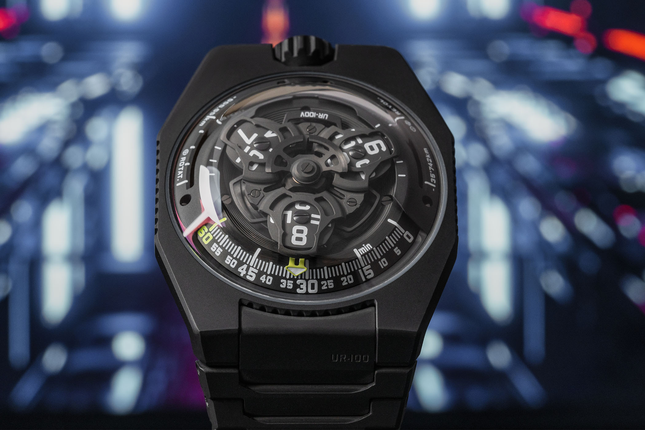 Urwerk UR-100V Full Black Titanium Jacket