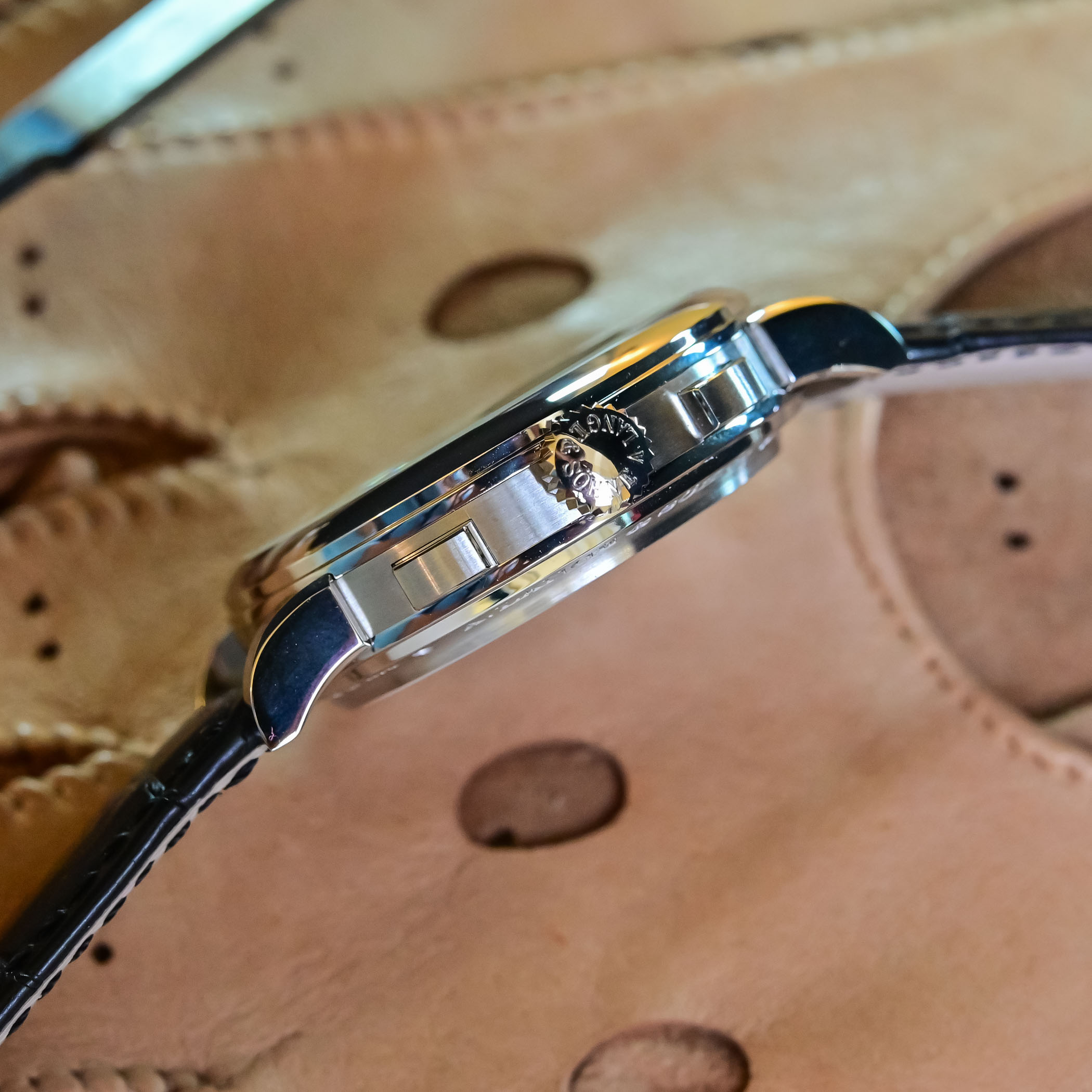 A. Lange Sohne 1815 Rattrapante Platinum Limited Edition 2022 - 425-025 - hands-on - 4 A. Lange & Söhne 1815 Rattrapante Platinum Limited Edition