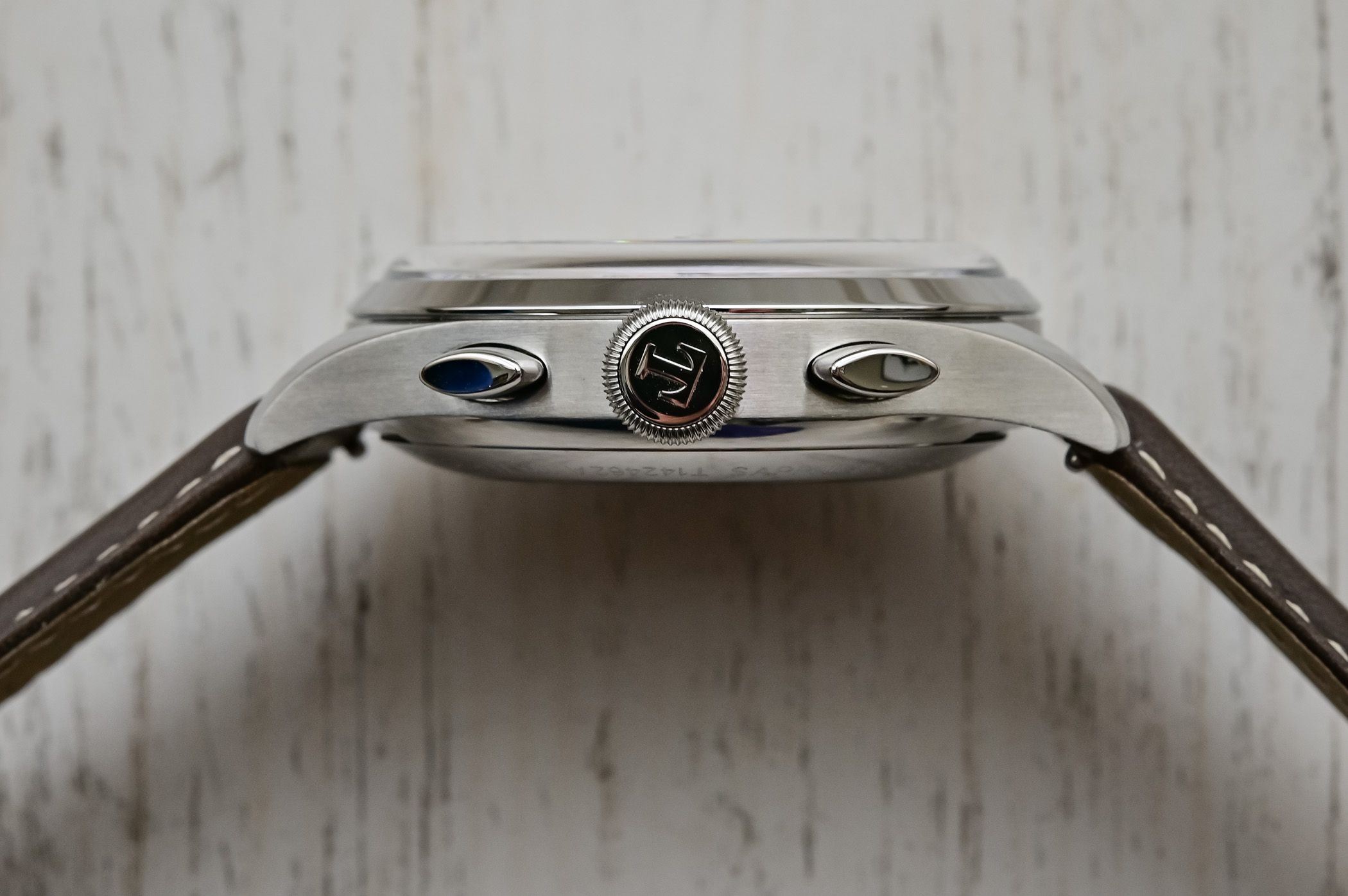 Tissot Telemeter 1938 Chronograph - hands-on - T142.462.16.032.00 - 6 Tissot Telemeter 1938 Chronograph Heritage Collection