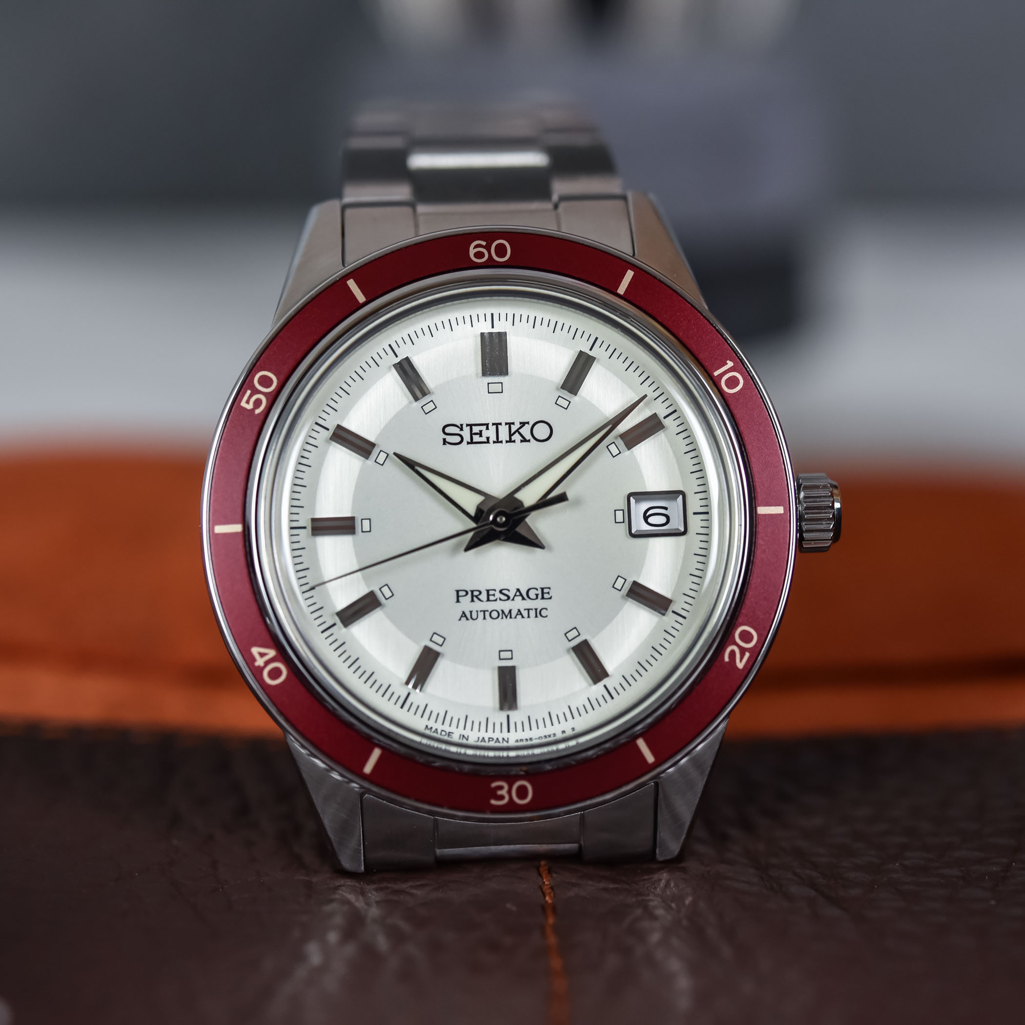 Seiko Presage Style 60s Date Burgundy Bezel SRPH93J1 - 3 Seiko Presage Style 60s Date Burgundy Bezel SRPH93J1
